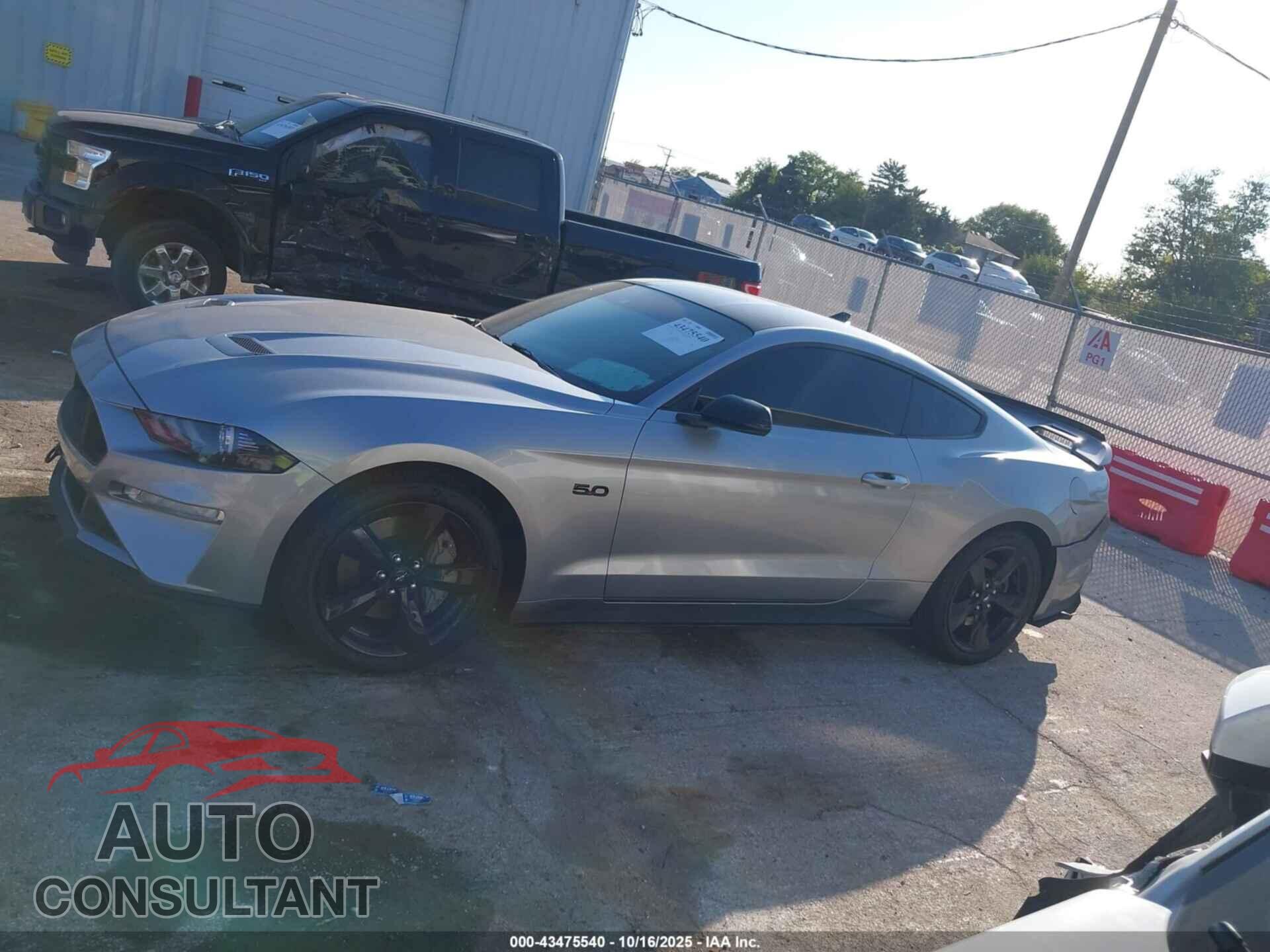 FORD MUSTANG 2021 - 1FA6P8CF9M5121399