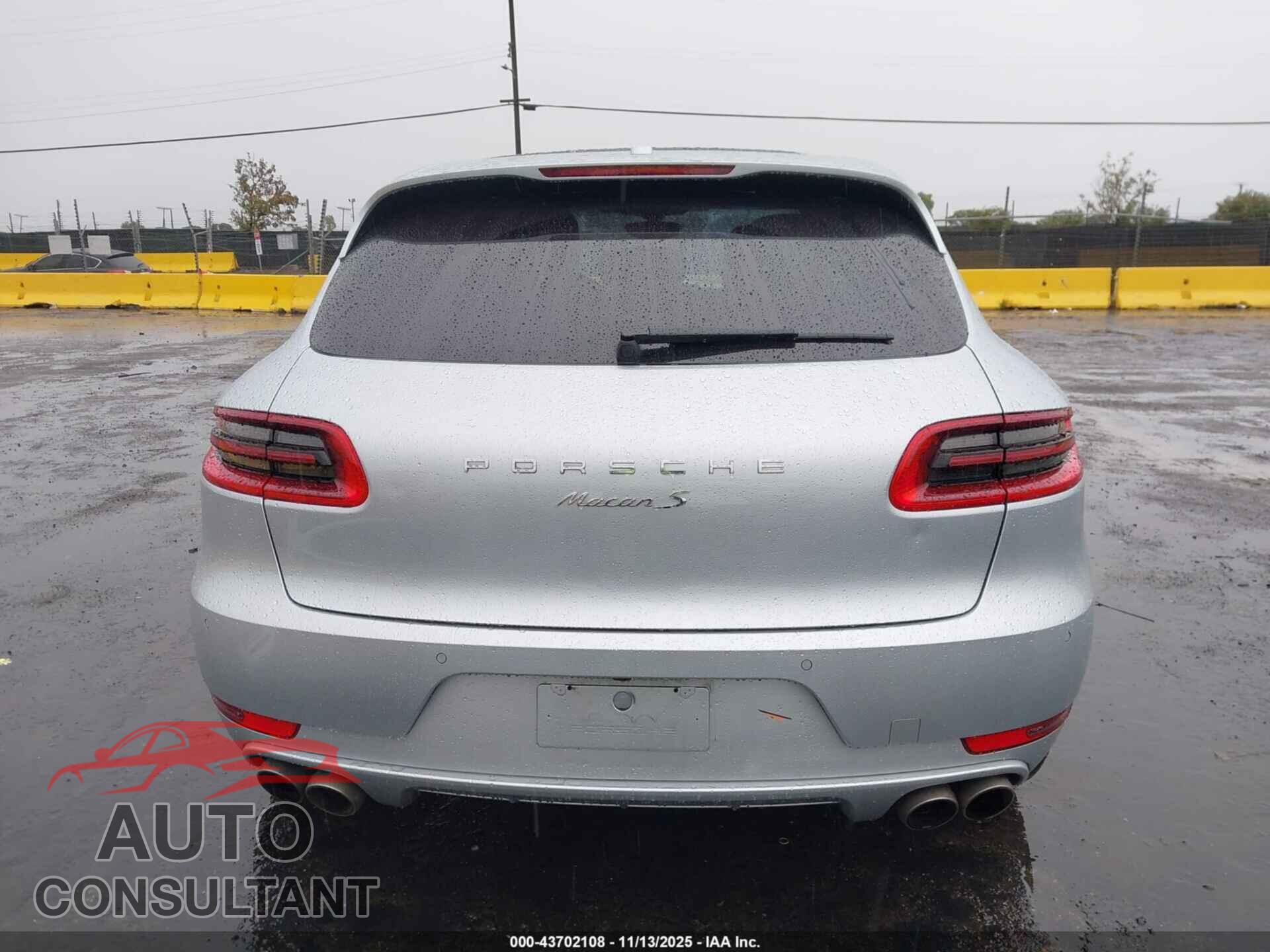 PORSCHE MACAN 2015 - WP1AB2A5XFLB42480