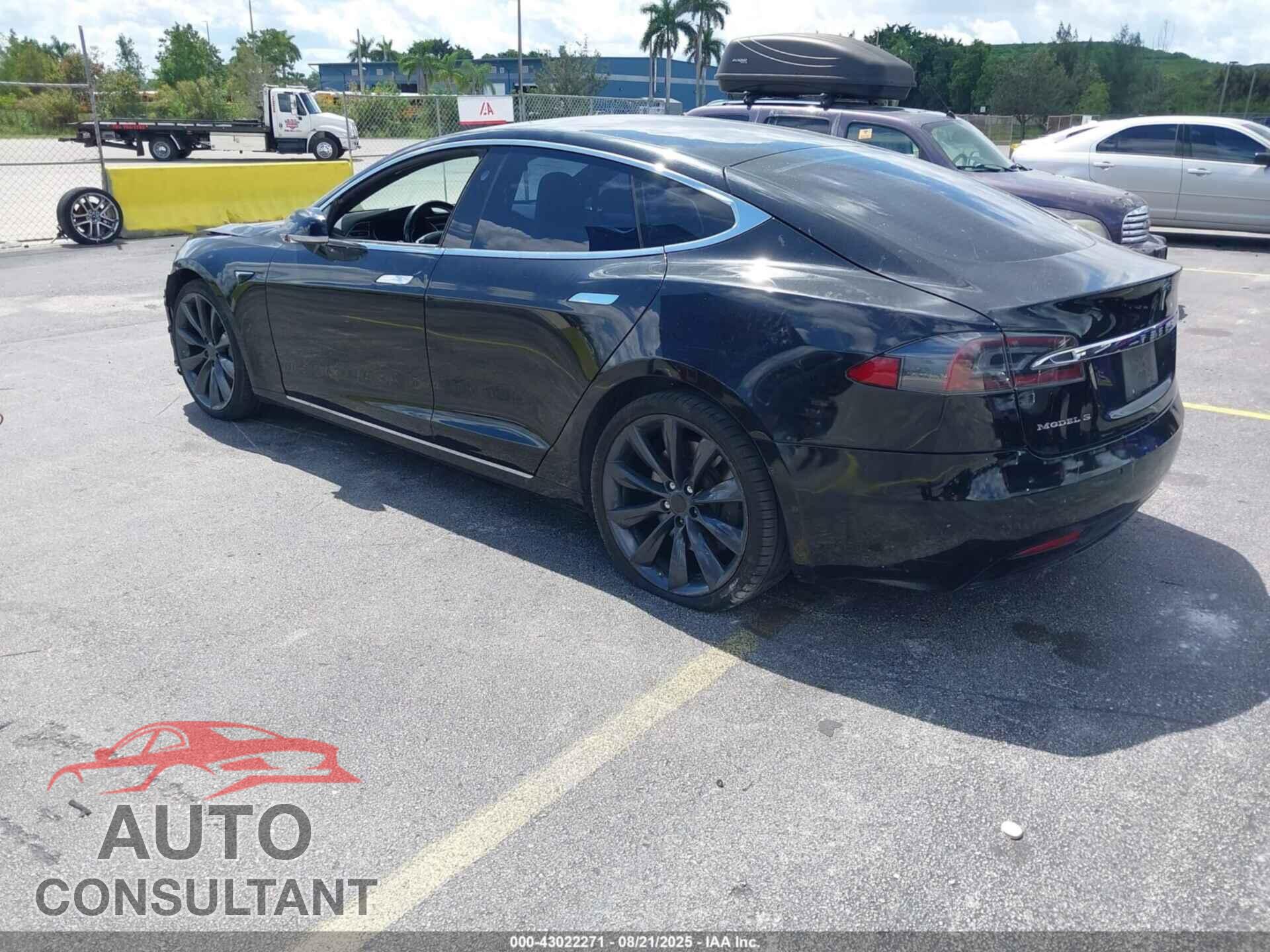 TESLA MODEL S 2016 - 5YJSA1E14GF174663