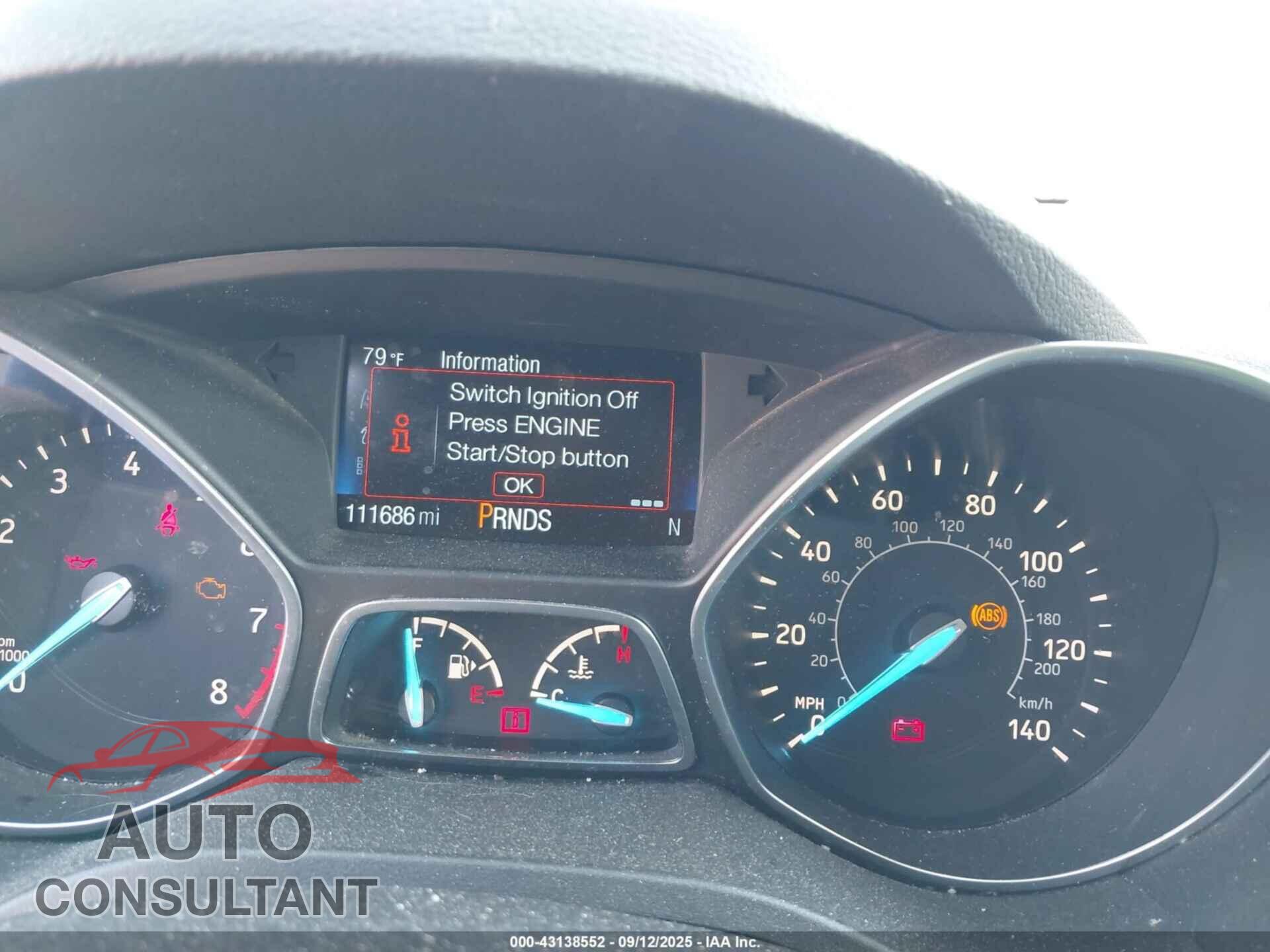 FORD ESCAPE 2017 - 1FMCU9JD5HUB13692