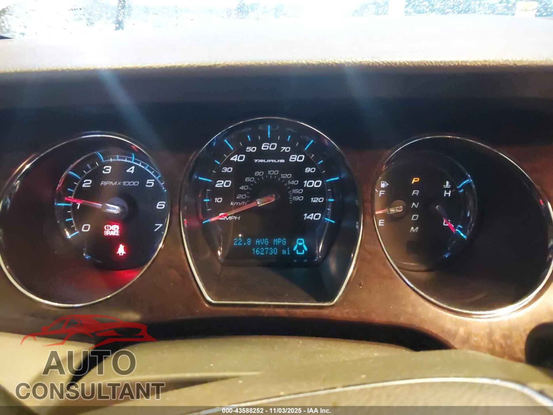 FORD TAURUS 2010 - 1FAHP2EW0AG141107