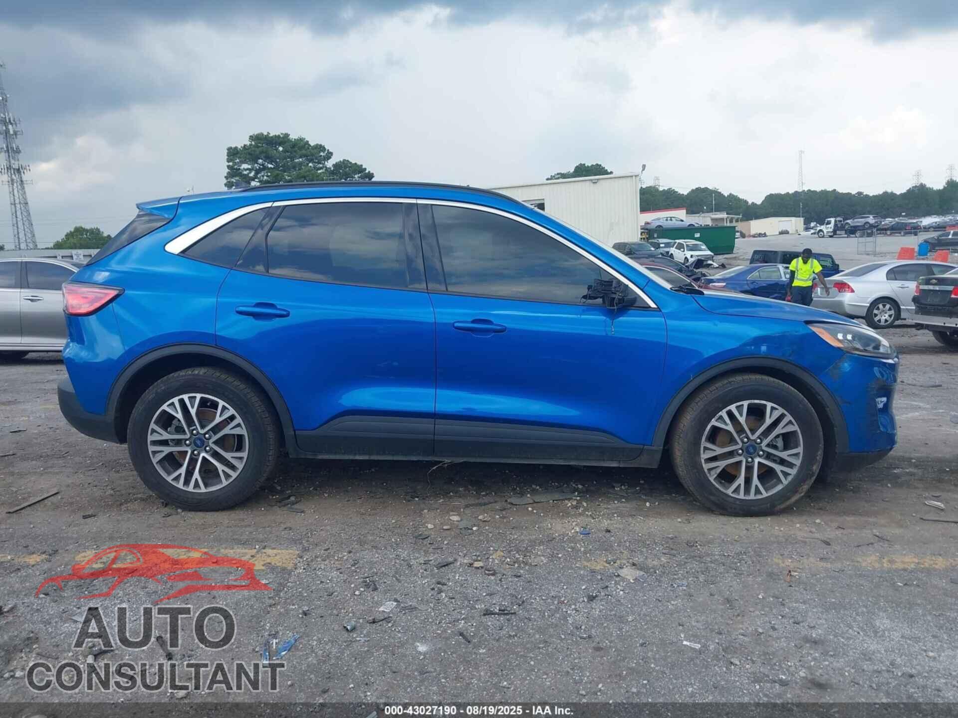 FORD ESCAPE 2020 - 1FMCU0H62LUA66844