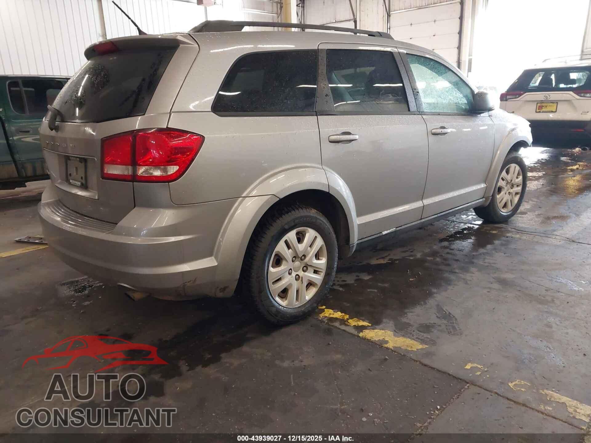 DODGE JOURNEY 2015 - 3C4PDCAB9FT577772