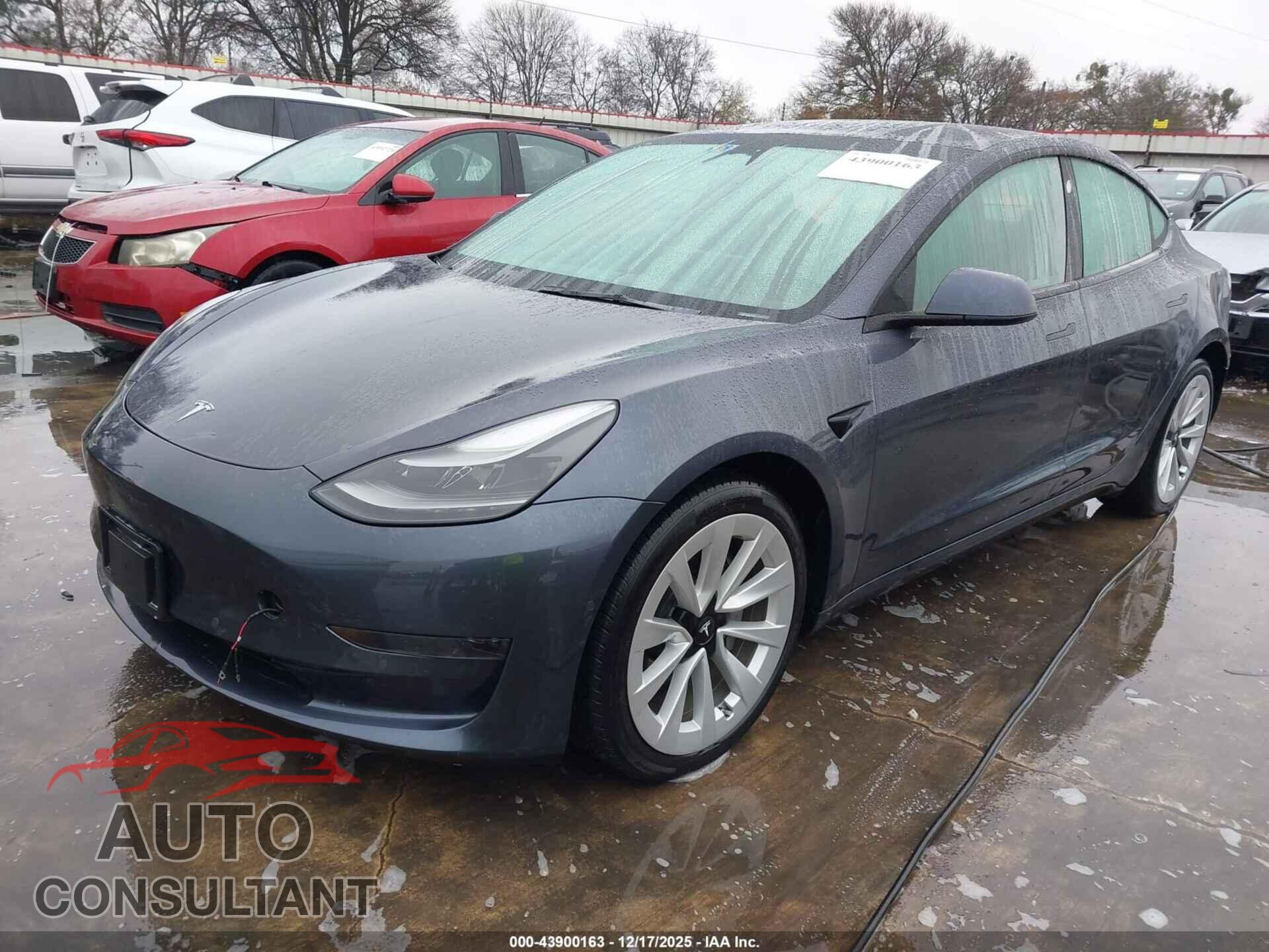 TESLA MODEL 3 2022 - 5YJ3E1EA3NF331363