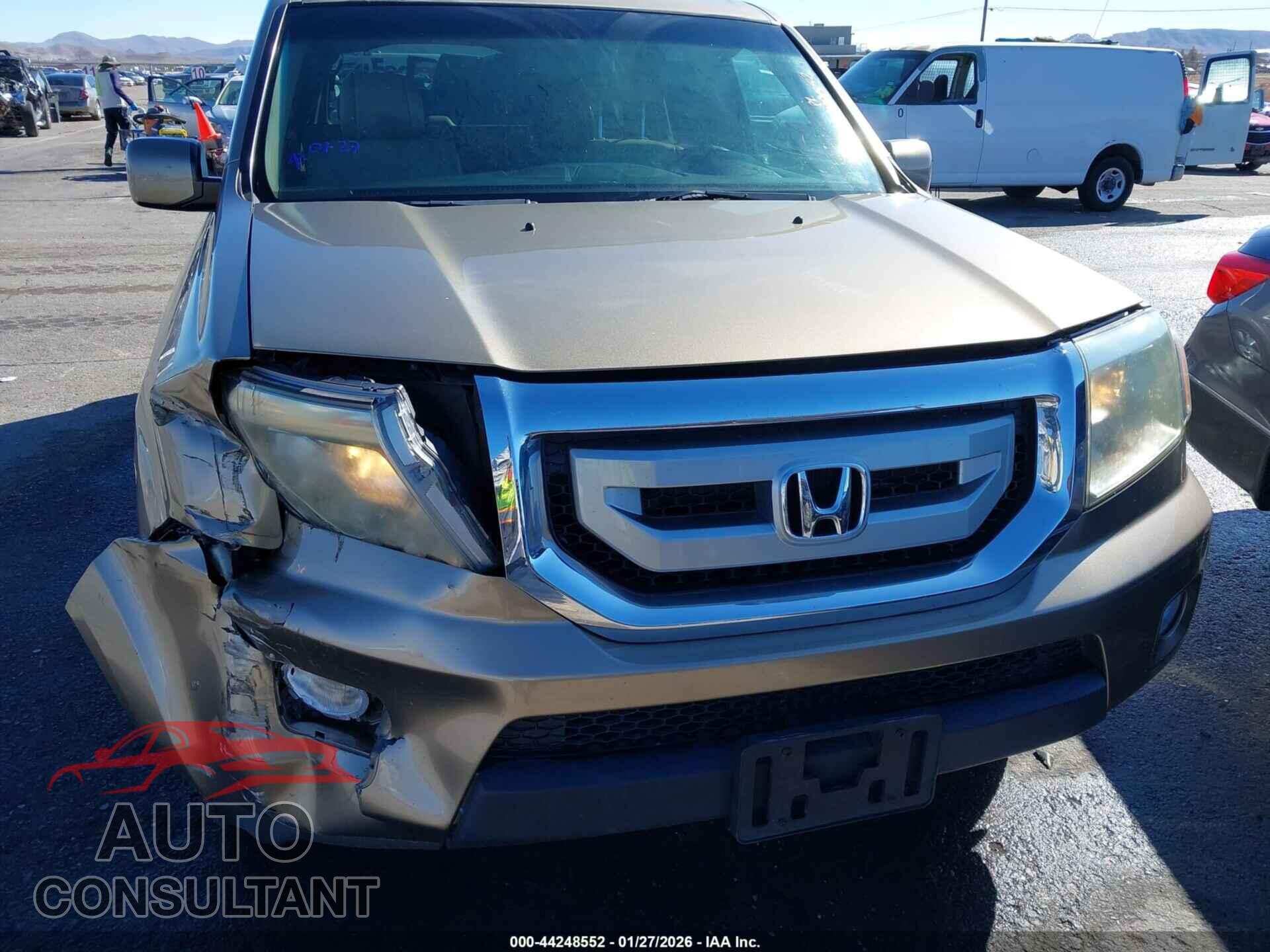 HONDA PILOT 2010 - 5FNYF4H68AB006830