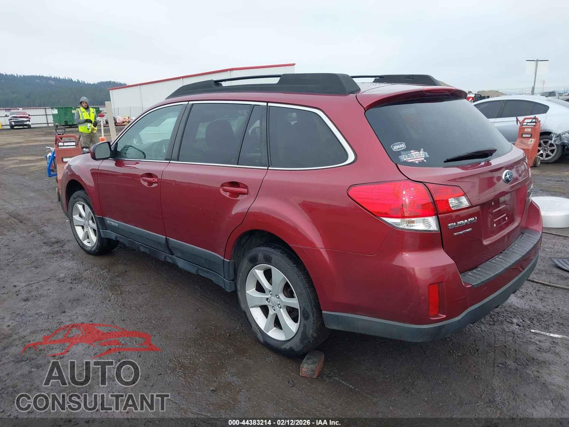 SUBARU OUTBACK 2013 - 4S4BRBGC8D3239175