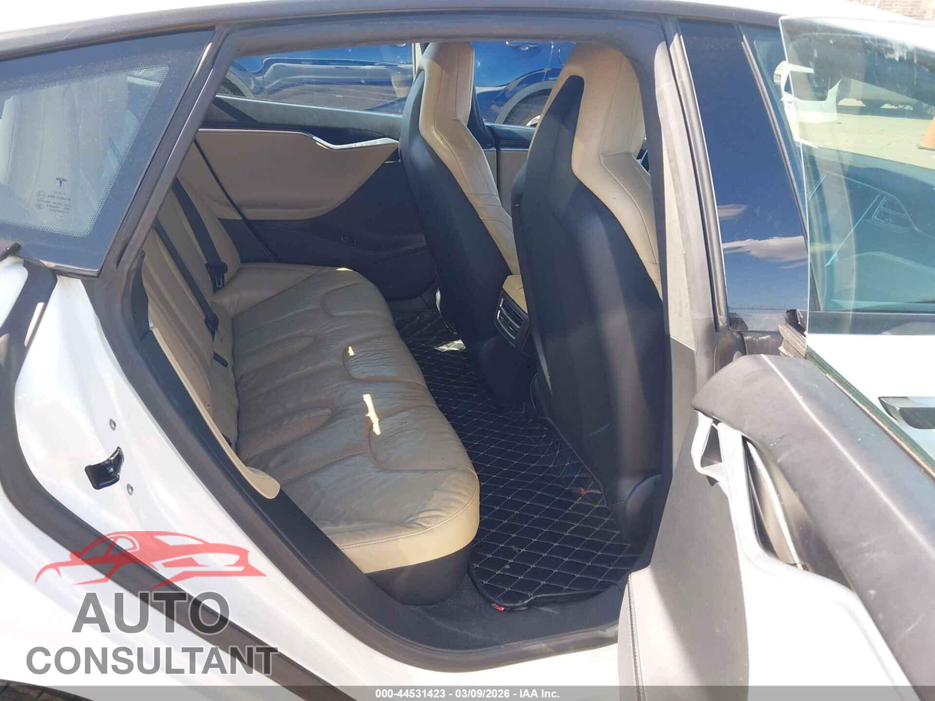 TESLA MODEL S 2016 - 5YJSA1E48GF142597
