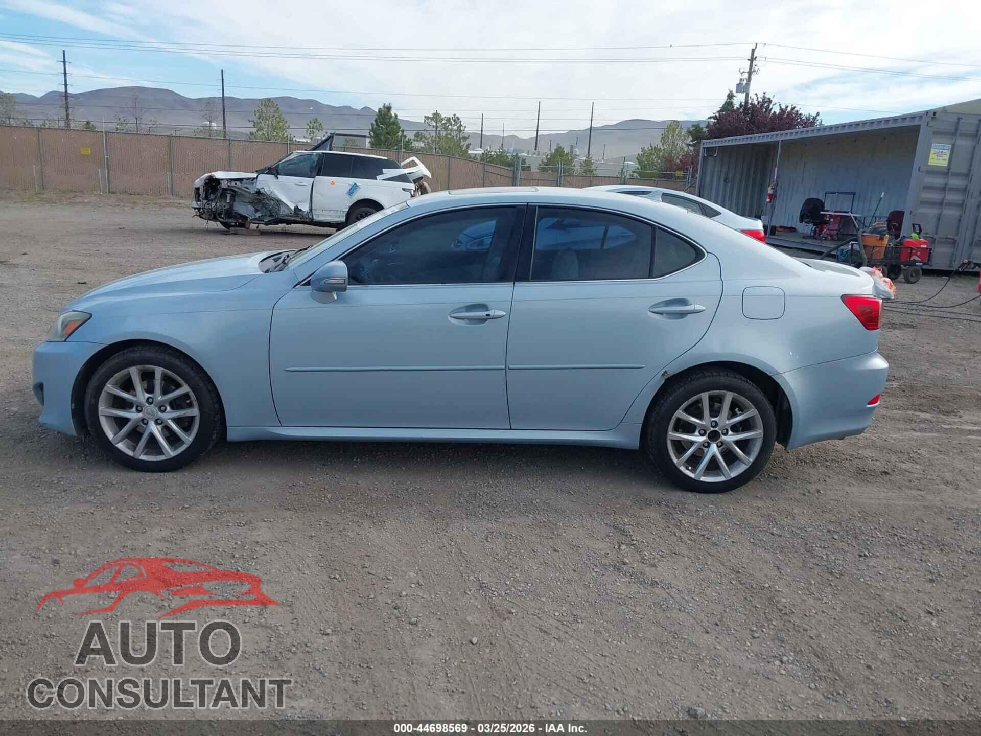 LEXUS IS 250 2011 - JTHCF5C22B5044835