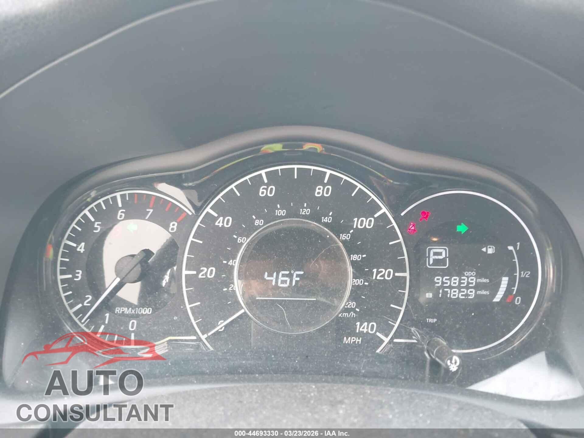 NISSAN VERSA NOTE 2017 - 3N1CE2CP3HL370914