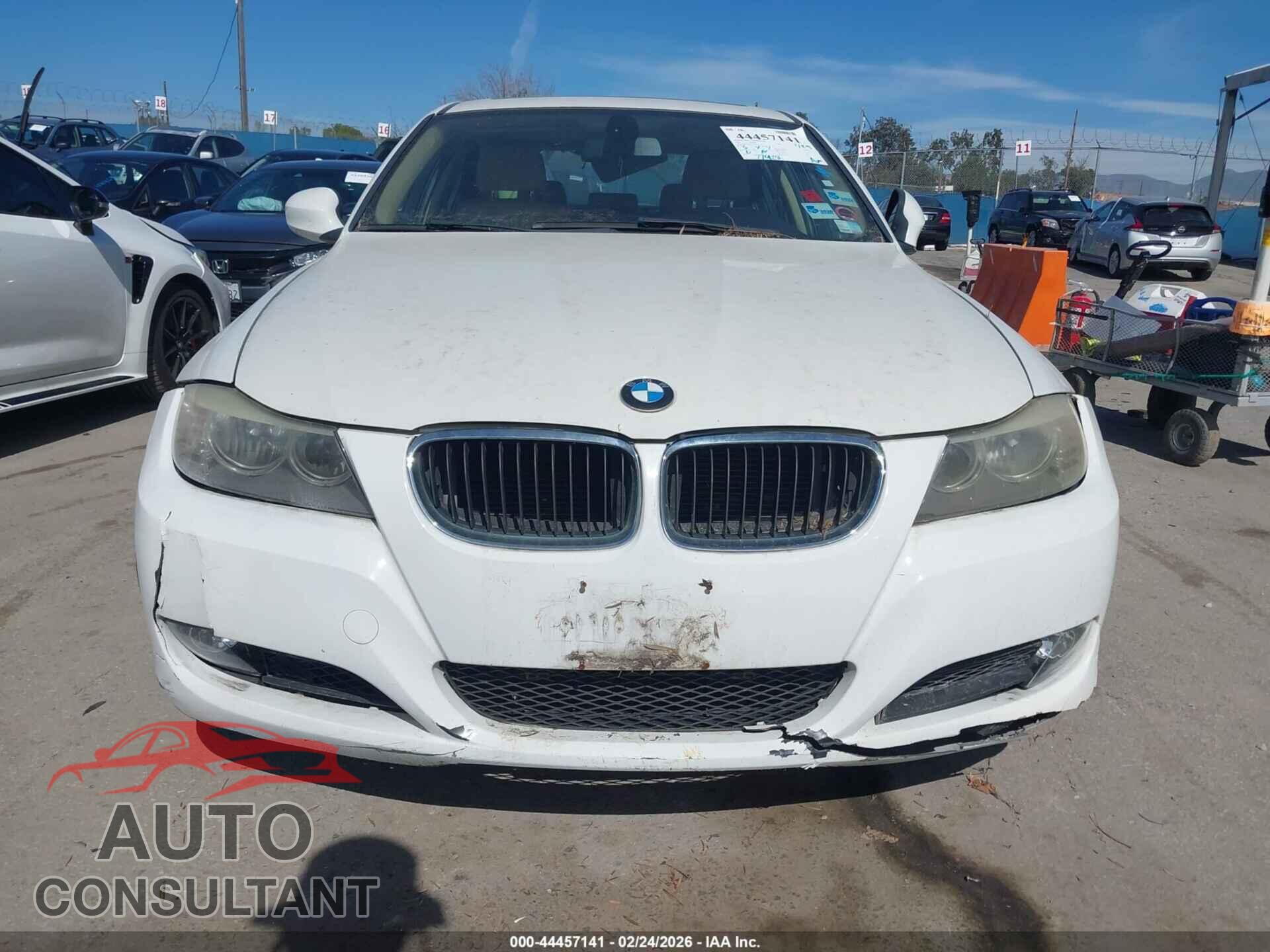BMW 328I 2011 - WBAPH5G52BNM76484