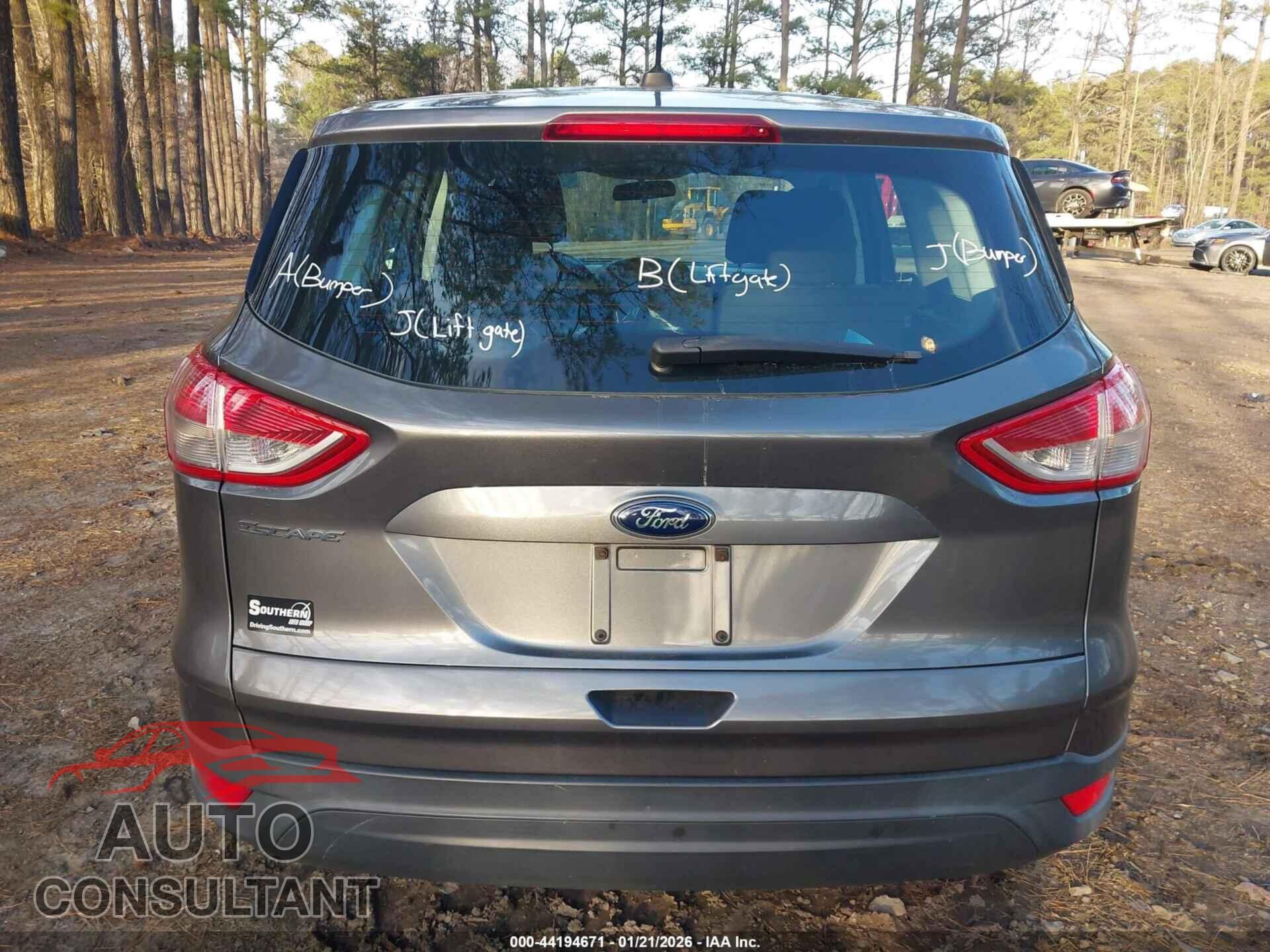 FORD ESCAPE 2013 - 1FMCU0F77DUA52001