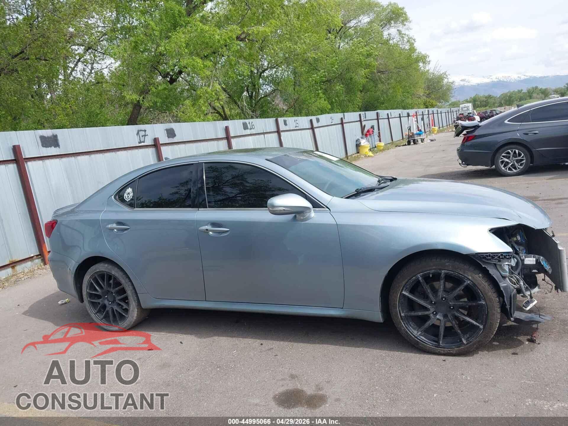 LEXUS IS 250 2010 - JTHCF5C2XA5038103