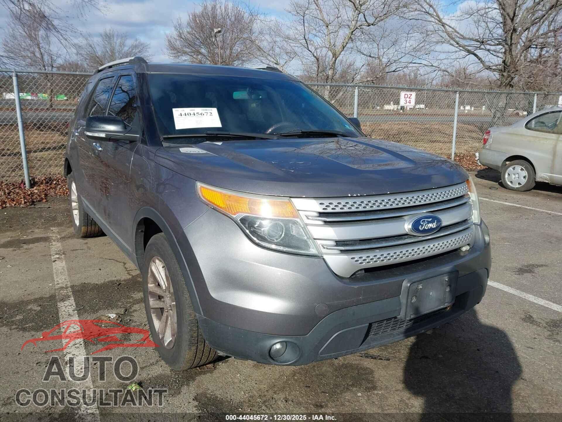 FORD EXPLORER 2013 - 1FM5K8D89DGC30272
