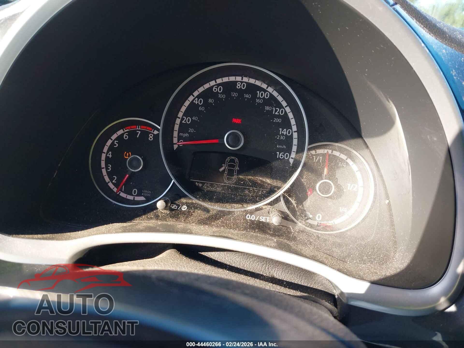 VOLKSWAGEN BEETLE 2014 - 3VWH07AT4EM661584
