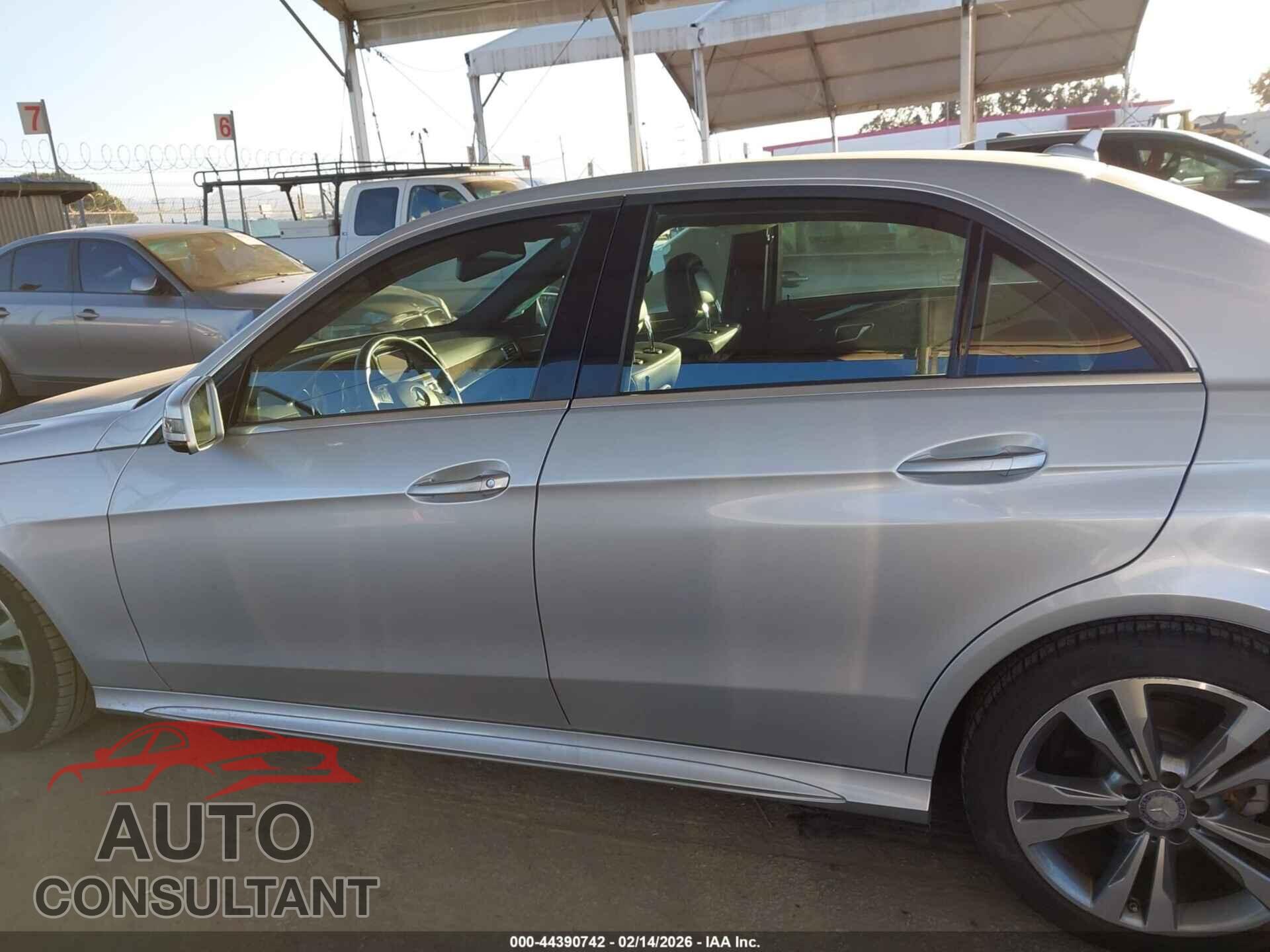 MERCEDES-BENZ E 350 2014 - WDDHF5KB5EB030464