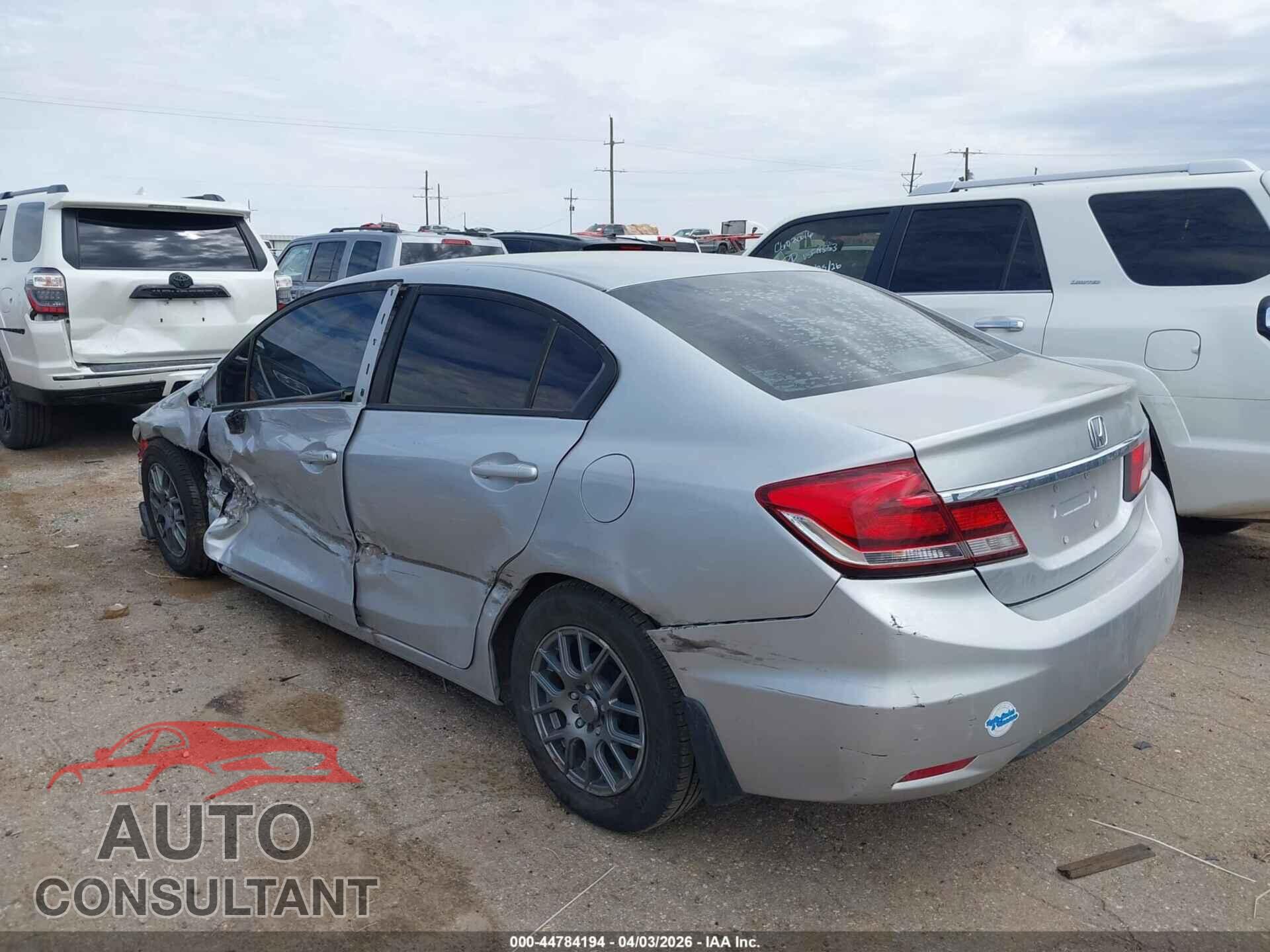 HONDA CIVIC 2015 - 2HGFB2F52FH546548