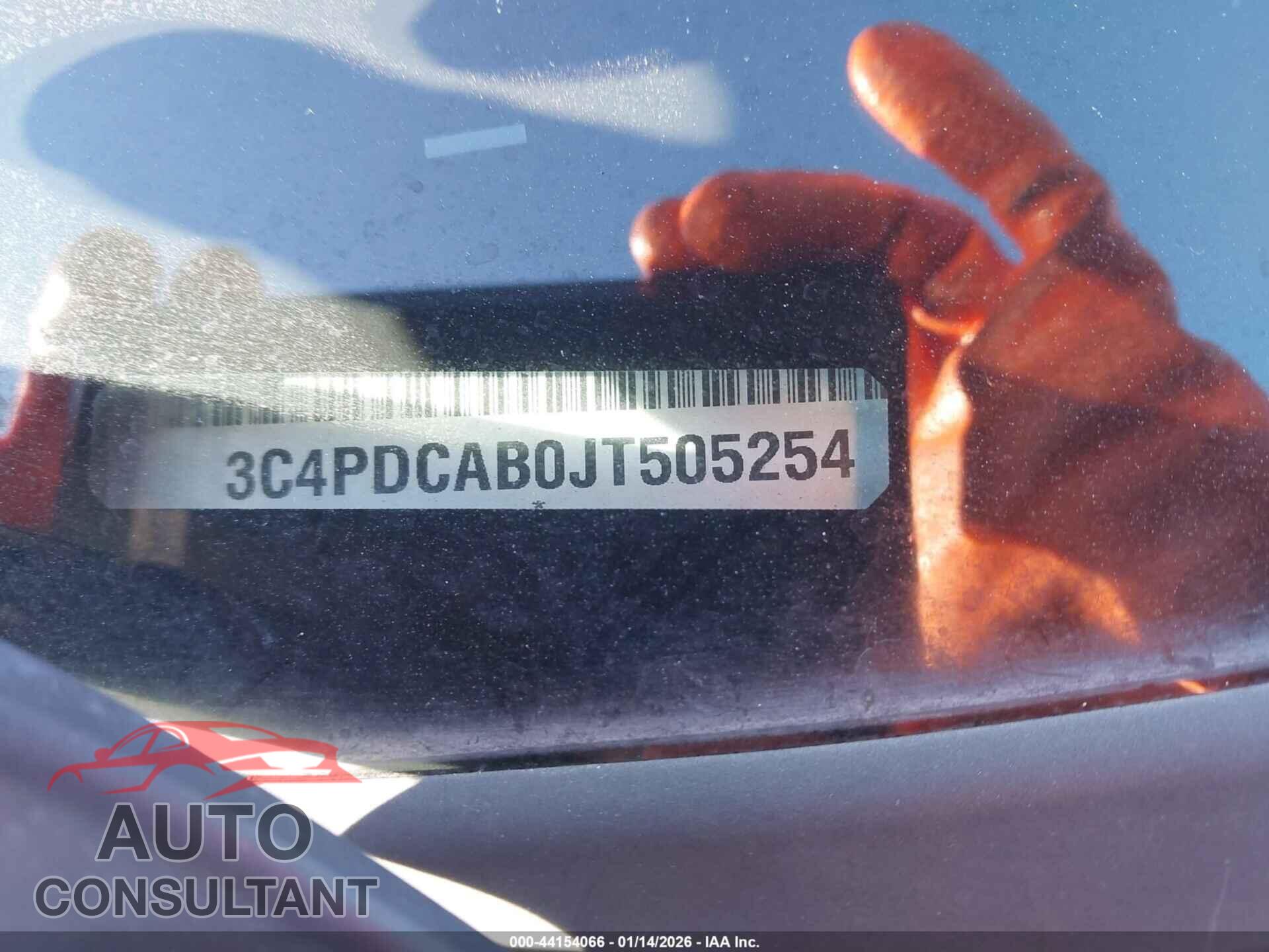 DODGE JOURNEY 2018 - 3C4PDCAB0JT505254