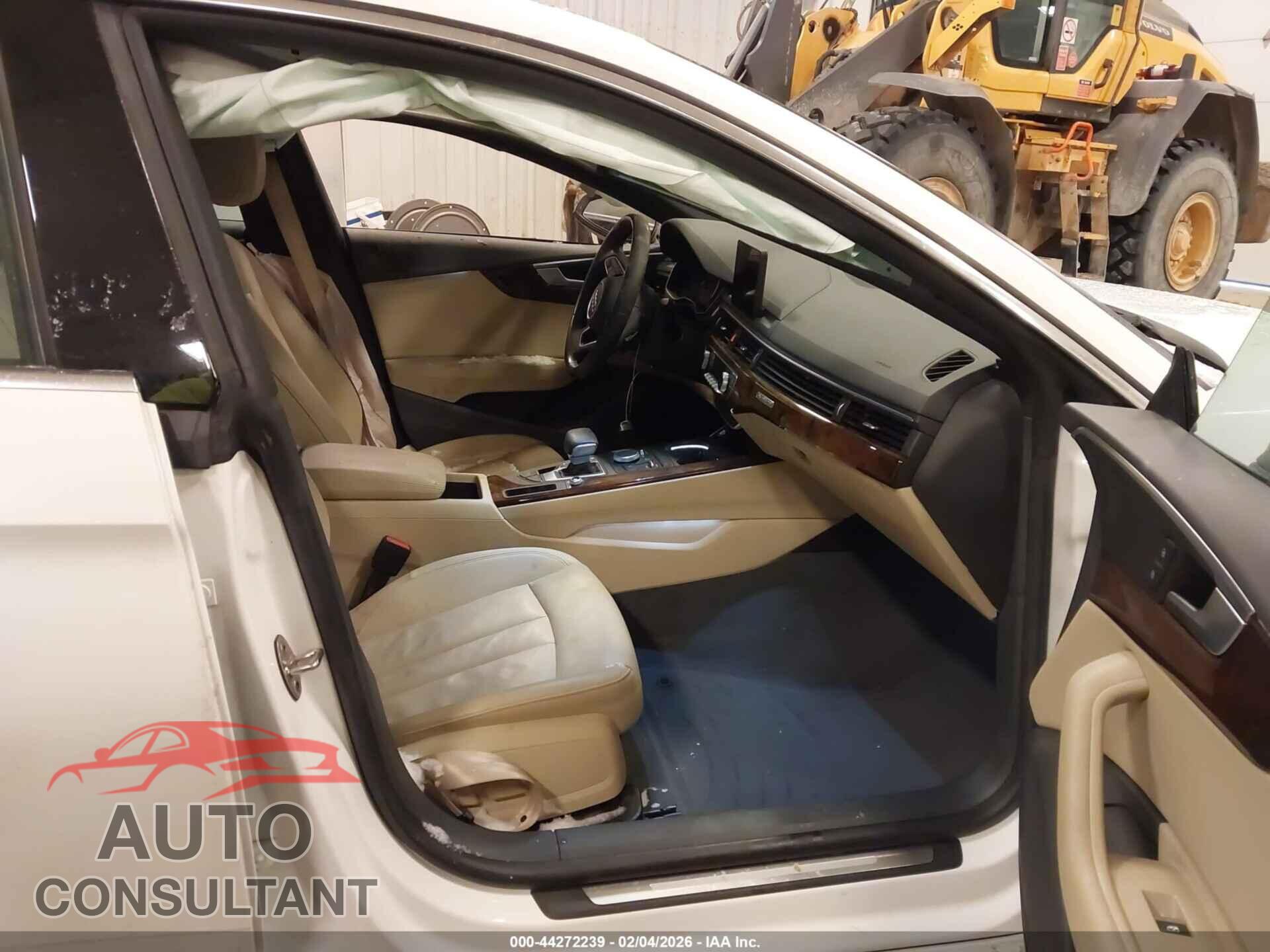AUDI A5 2019 - WAUANCF55KA059517