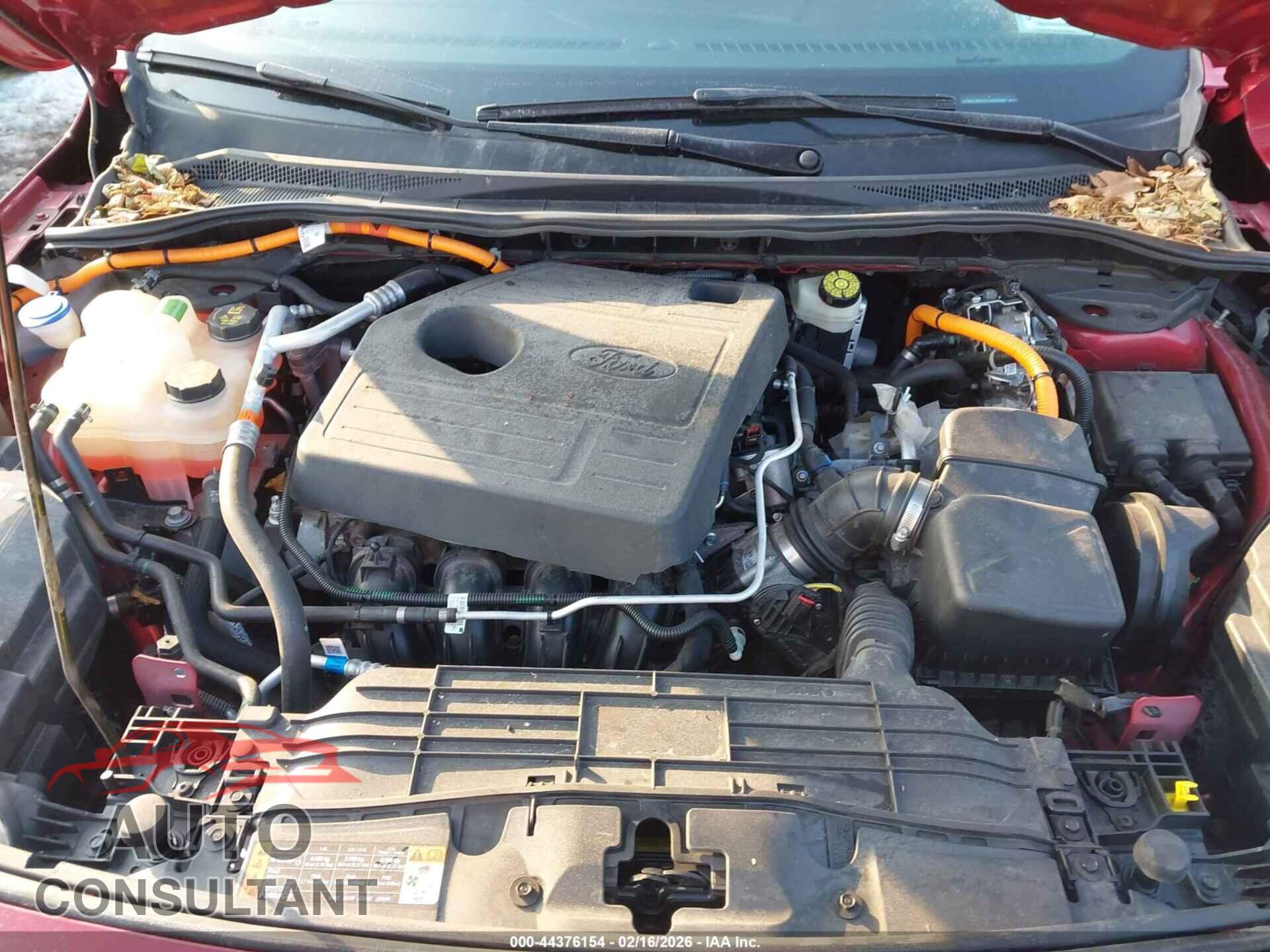 FORD ESCAPE 2020 - 1FMCU9DZ2LUA50583