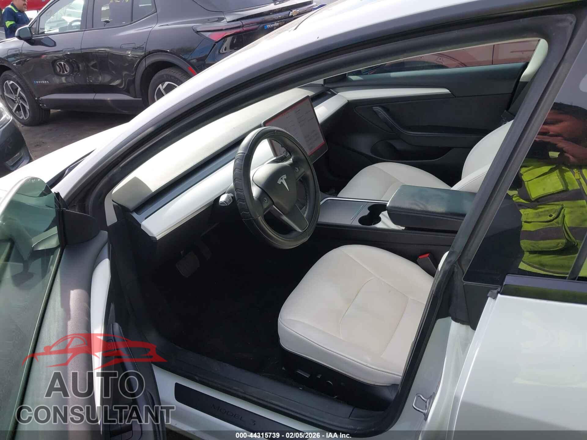 TESLA MODEL 3 2021 - 5YJ3E1EA2MF096064