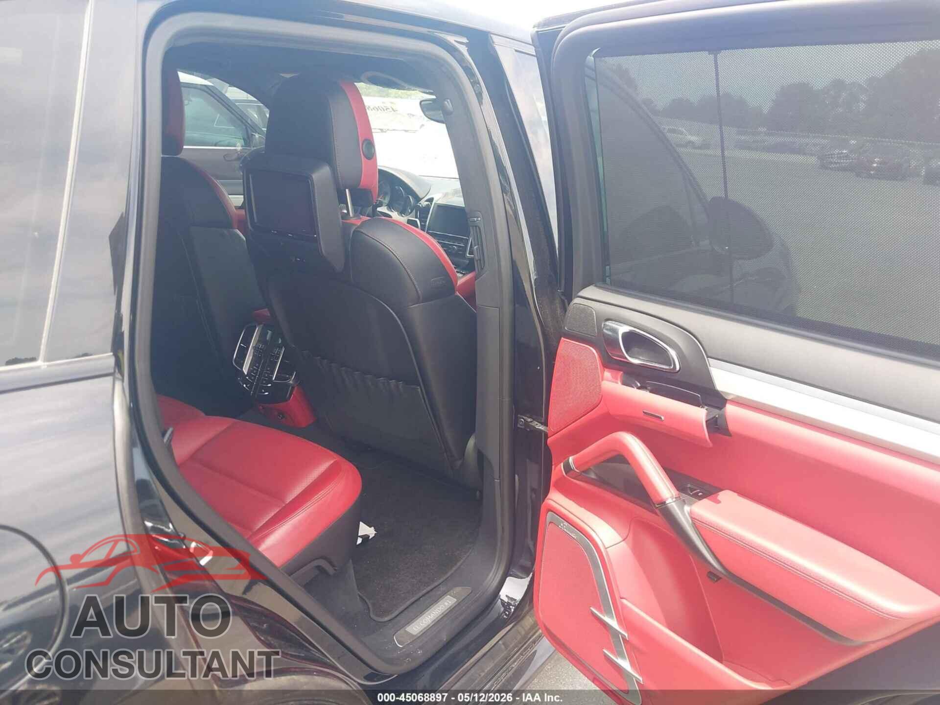 PORSCHE CAYENNE 2014 - WP1AD2A27ELA70488
