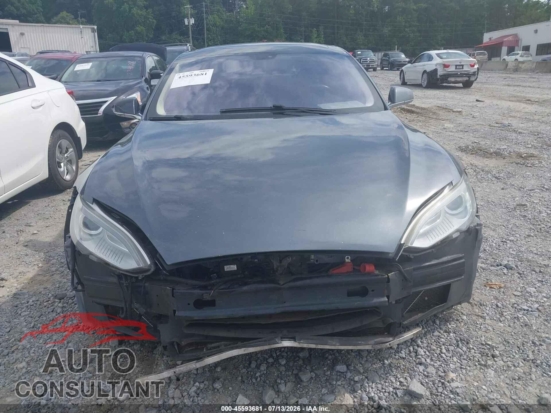 TESLA MODEL S 2013 - 5YJSA1CN6DFP08389