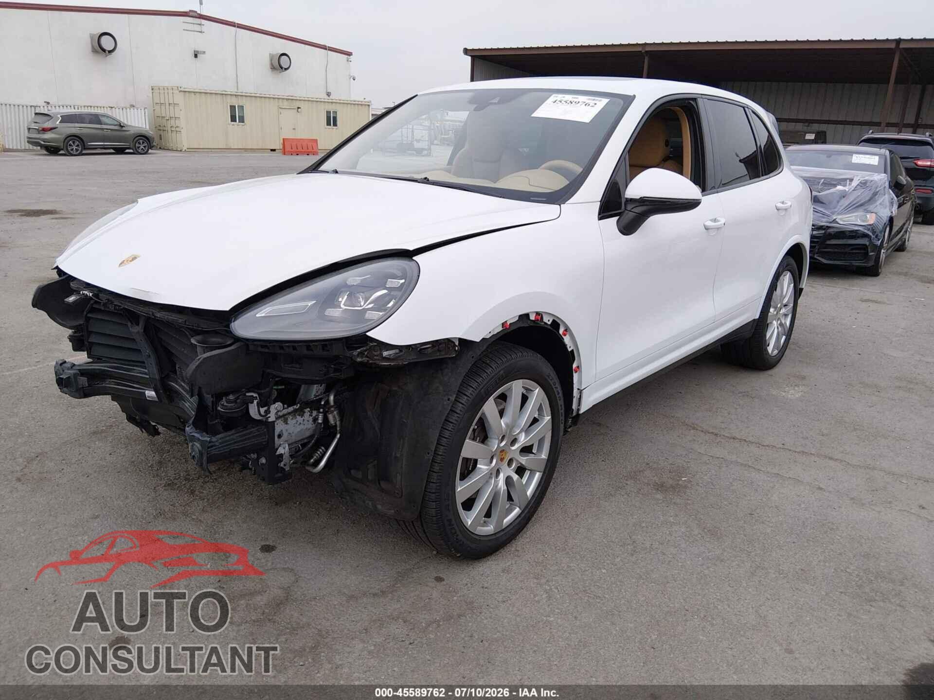 PORSCHE CAYENNE 2017 - WP1AA2A23HKA81071