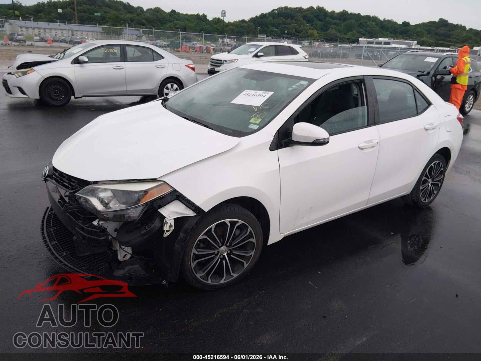 TOYOTA COROLLA 2016 - 5YFBURHE2GP479877