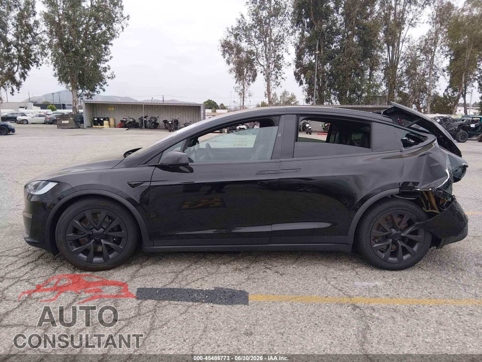 TESLA MODEL X 2023 - 7SAXCDE52PF427132
