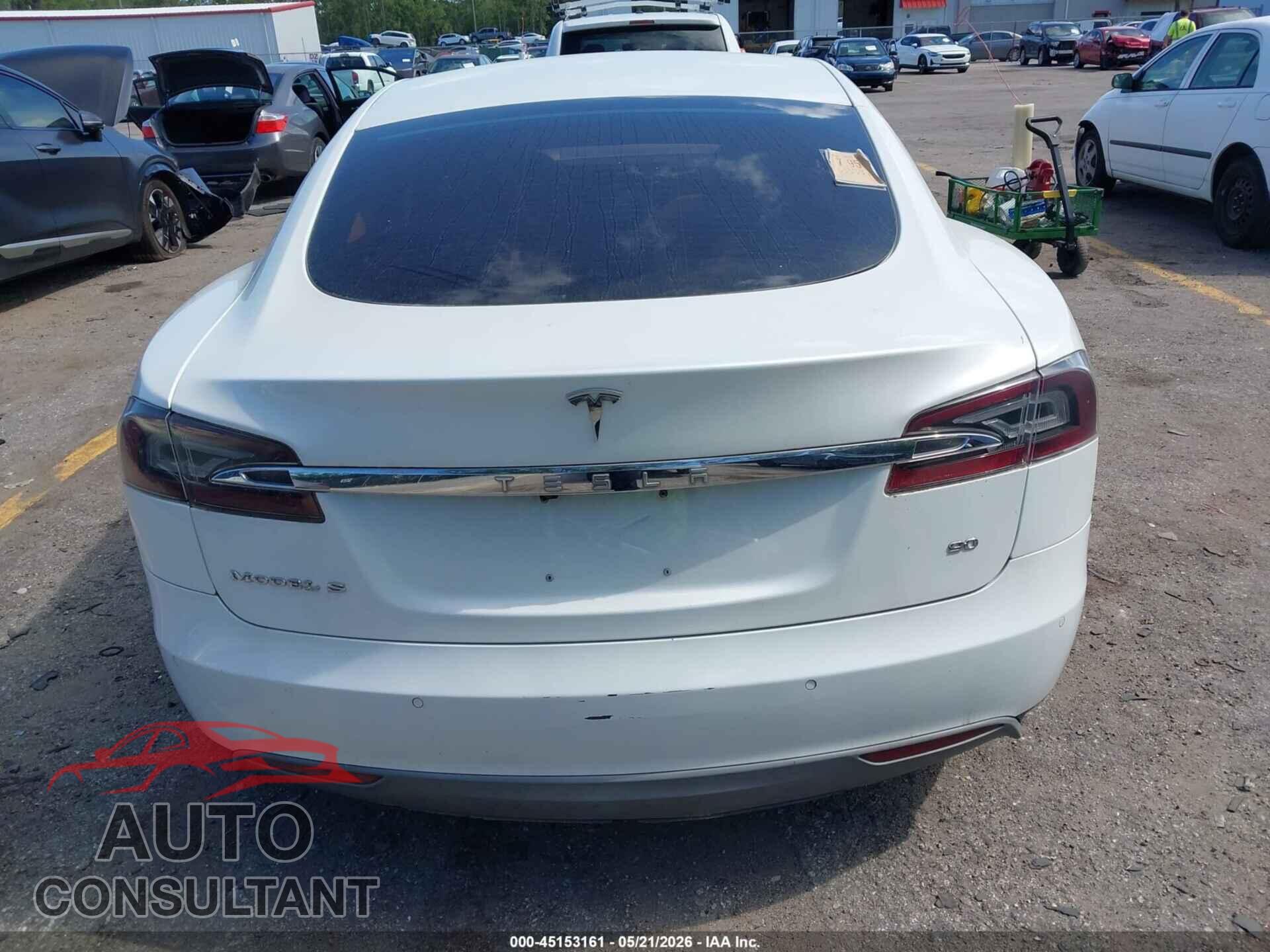 TESLA MODEL S 2015 - 5YJSA1E10FF106889