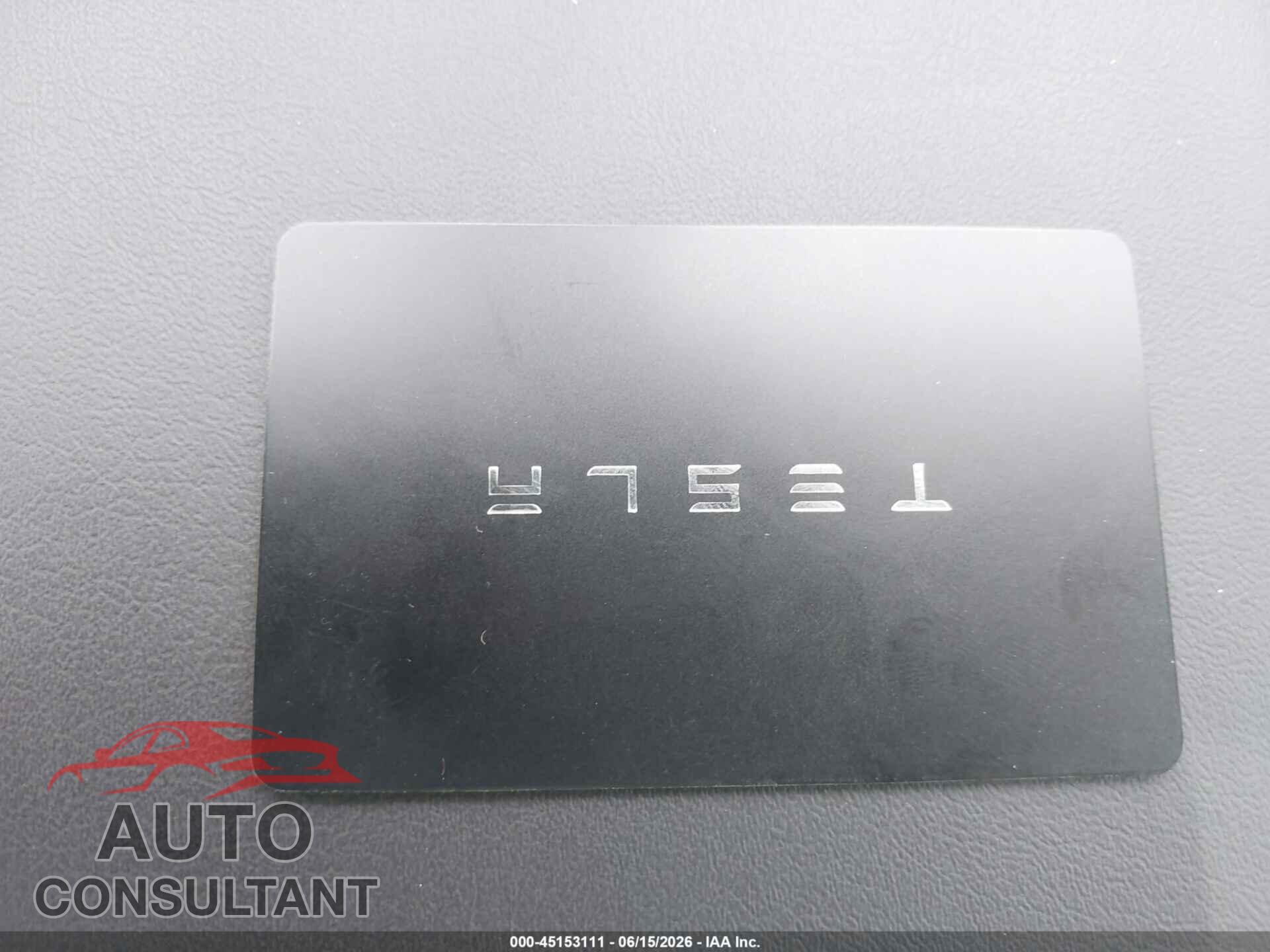 TESLA MODEL 3 2025 - 5YJ3E1EA4SF934737