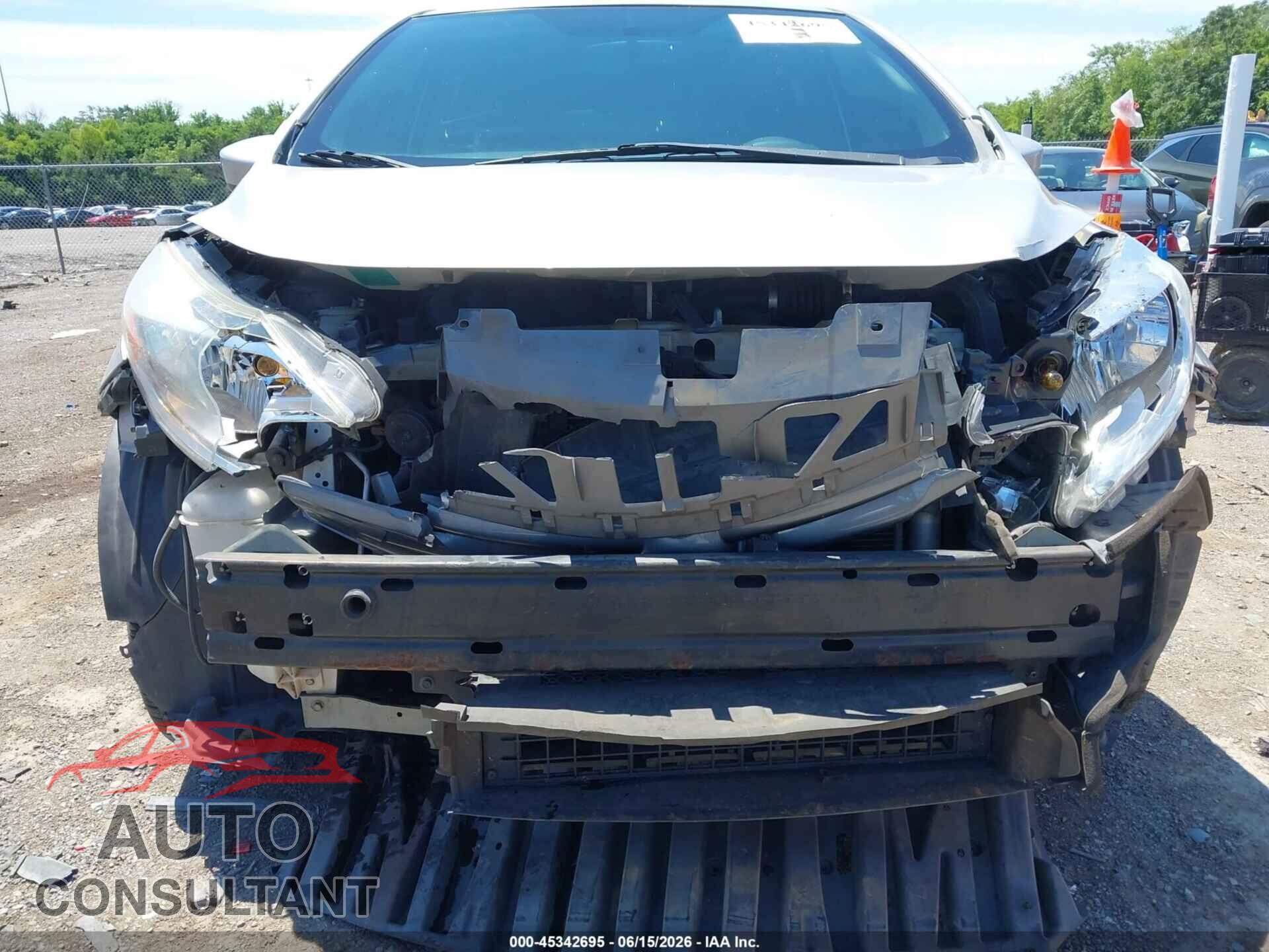 NISSAN VERSA NOTE 2015 - 3N1CE2CP7FL431663