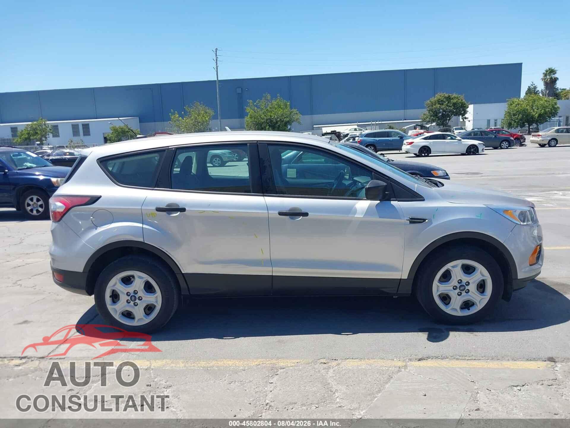 FORD ESCAPE 2017 - 1FMCU0F79HUD77495