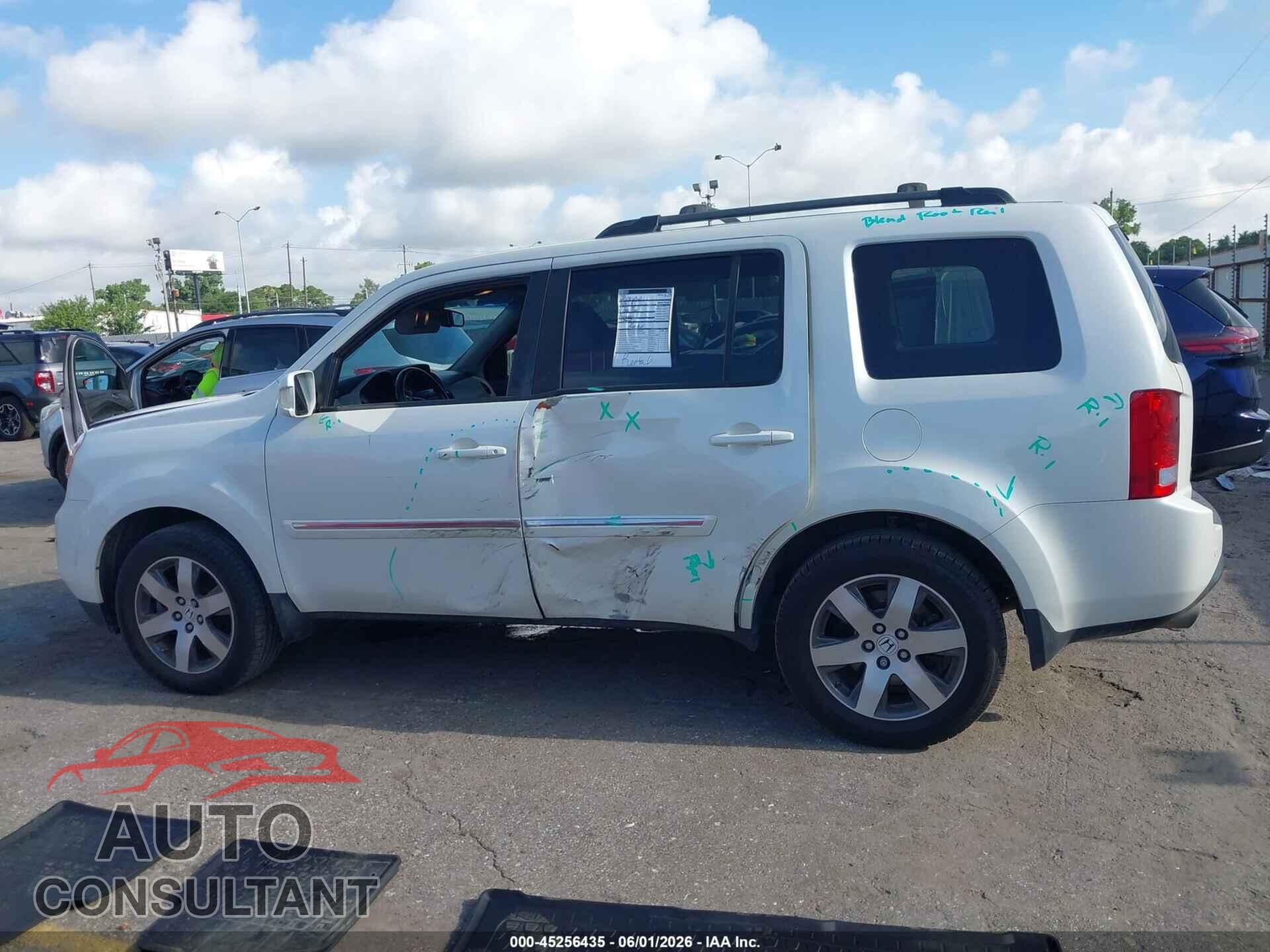 HONDA PILOT 2014 - 5FNYF3H90EB018531