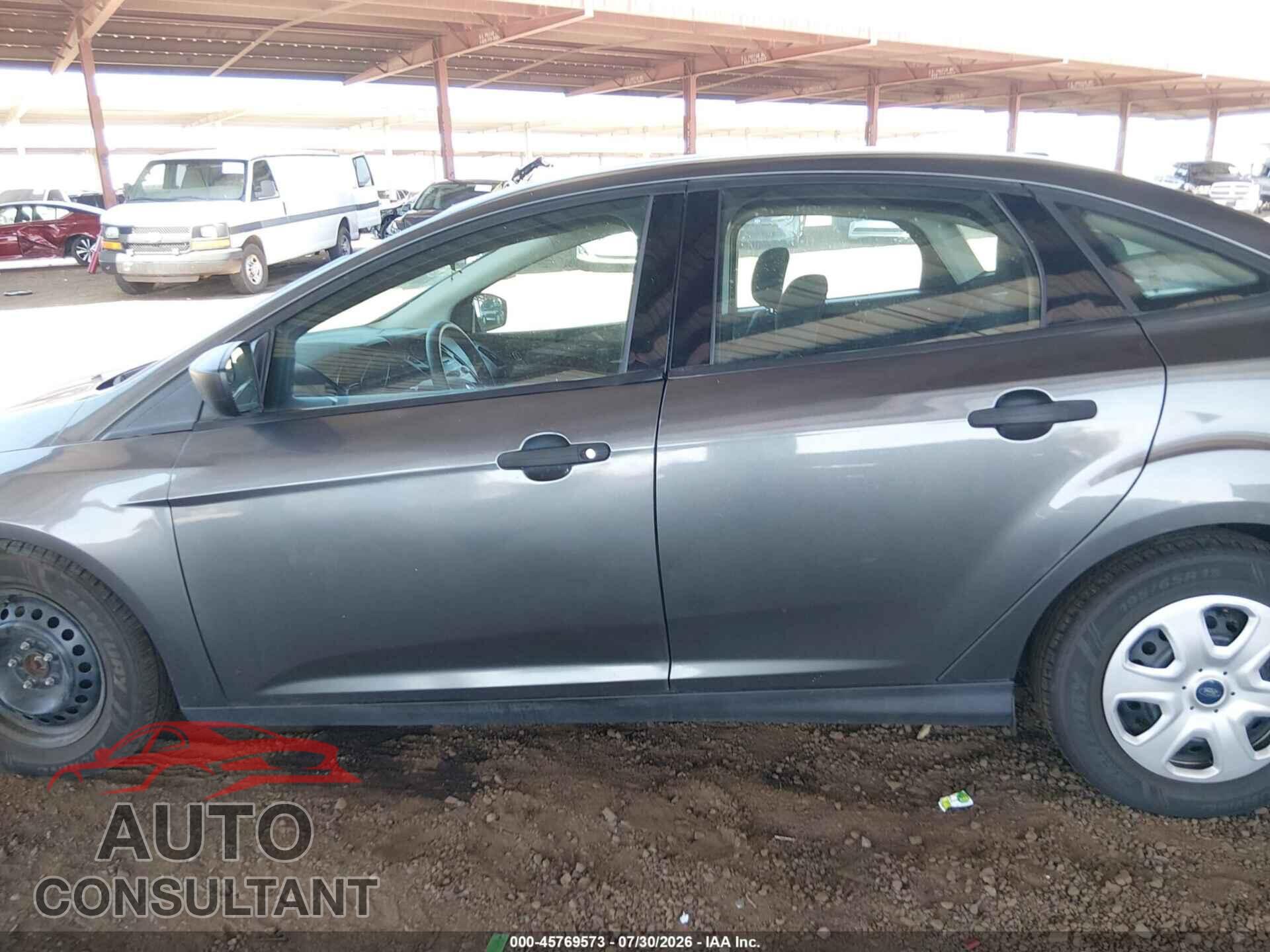 FORD FOCUS 2017 - 1FADP3E24HL333424