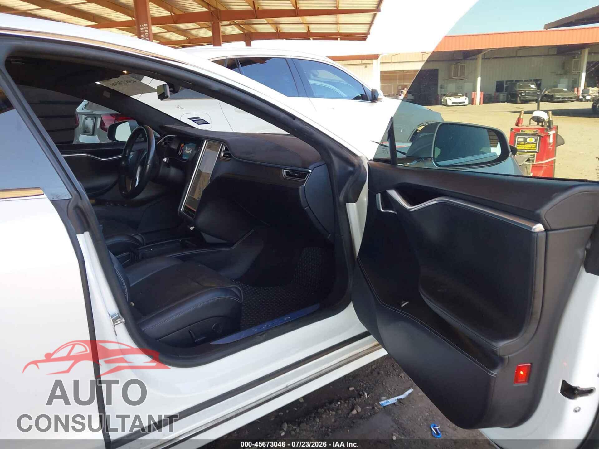 TESLA MODEL S 2016 - 5YJSA1E45GF156747