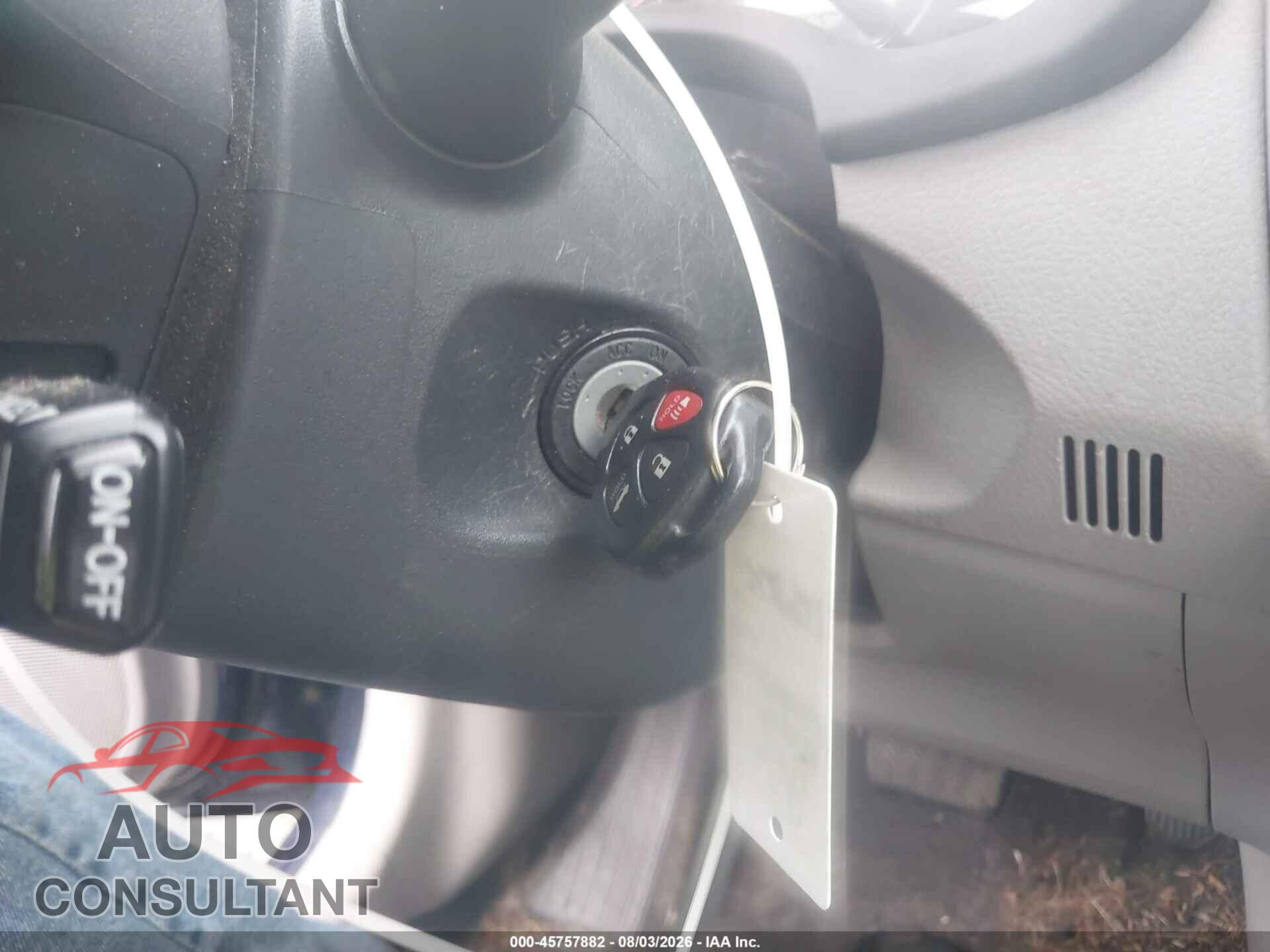 TOYOTA COROLLA 2011 - 2T1BU4EEXBC590676