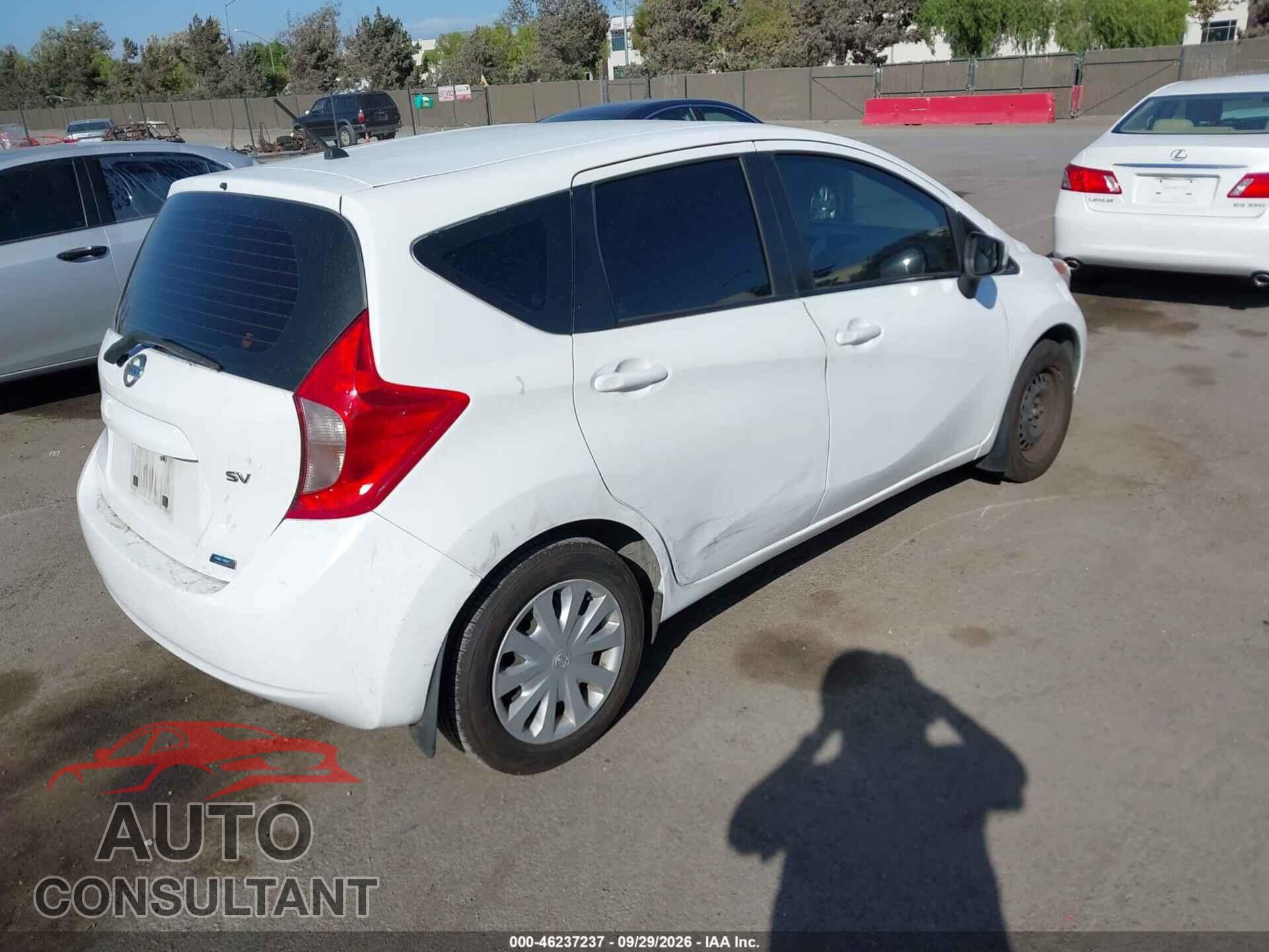 NISSAN VERSA NOTE 2015 - 3N1CE2CP8FL423510