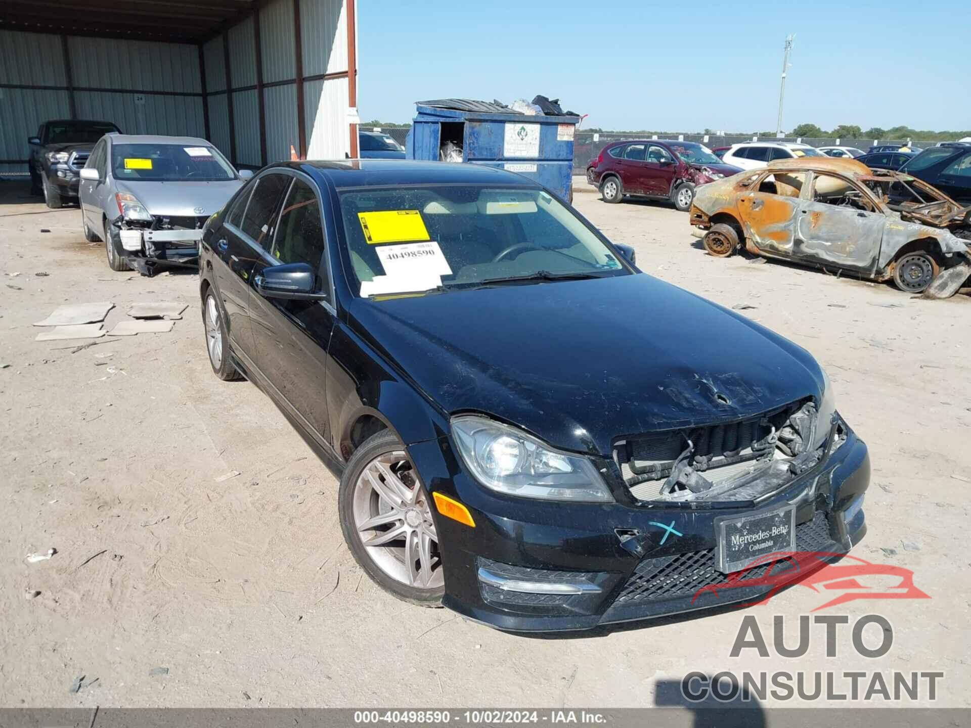 MERCEDES-BENZ C 300 2012 - WDDGF8BB0CA646234