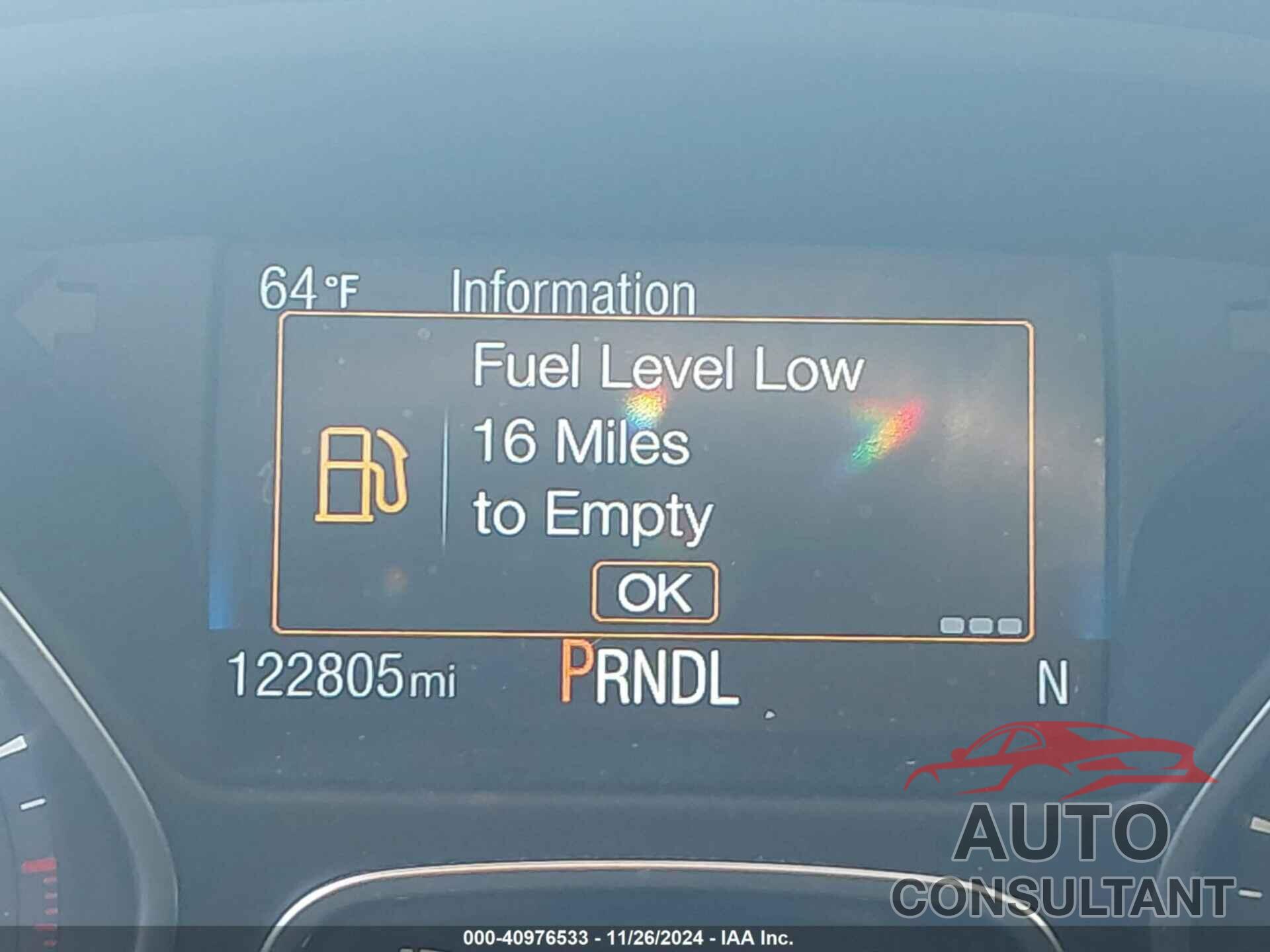 FORD FOCUS 2018 - 1FADP3K23JL307973