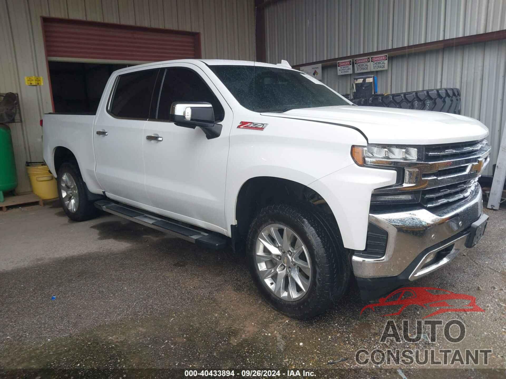 CHEVROLET SILVERADO 2021 - 1GCUYGED1MZ352634