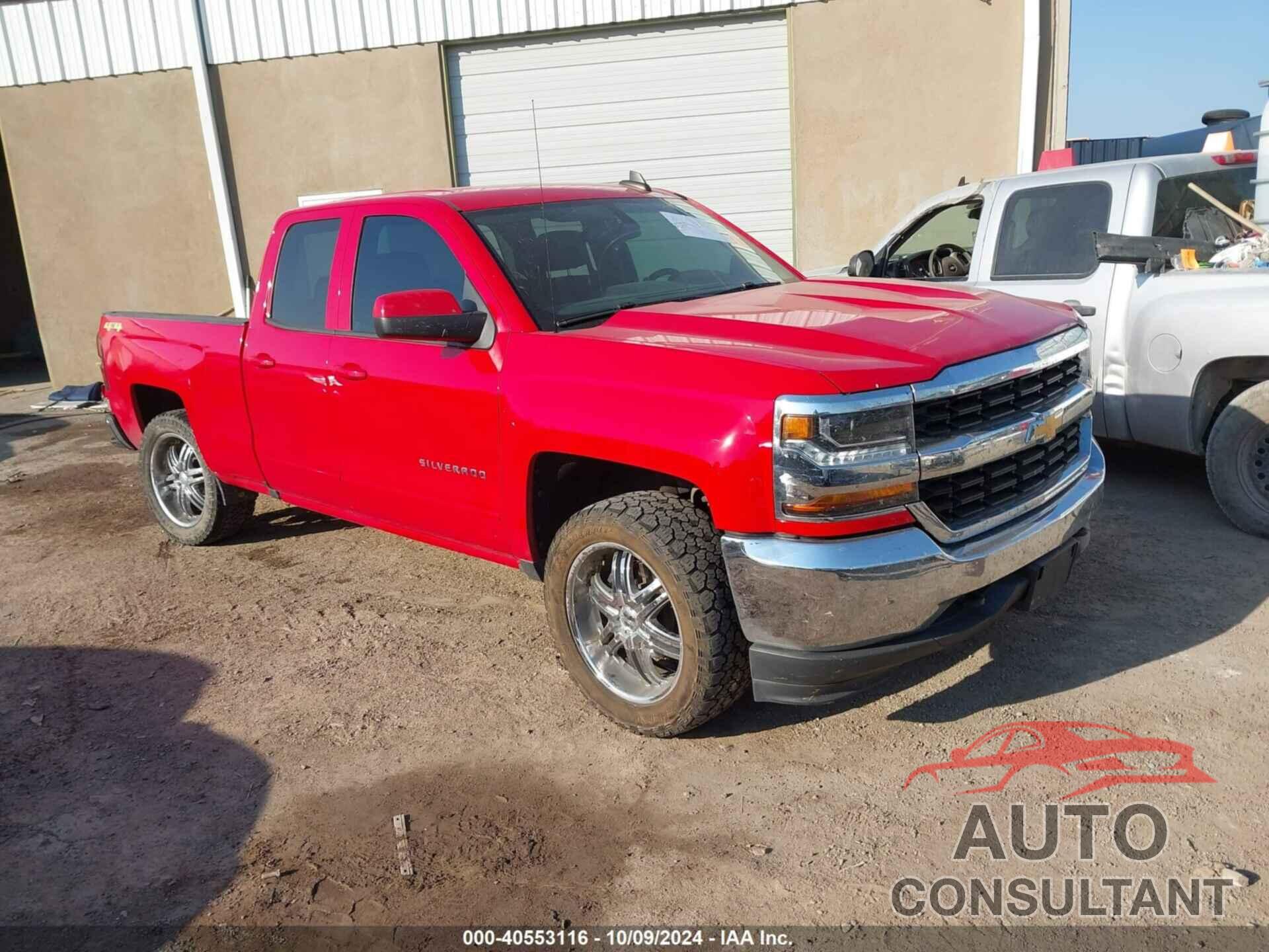 CHEVROLET SILVERADO 1500 2018 - 1GCVKREC7JZ340279