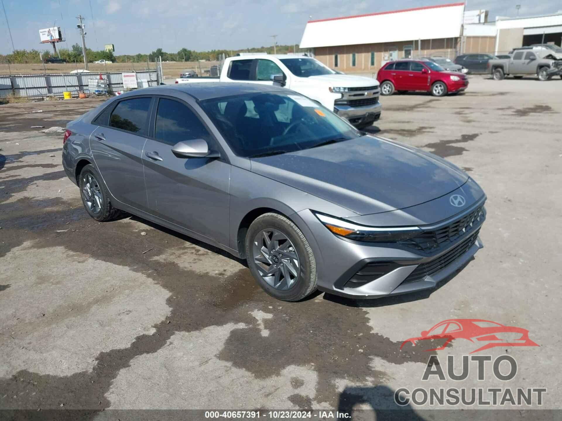 HYUNDAI ELANTRA 2024 - KMHLM4DG0RU796413