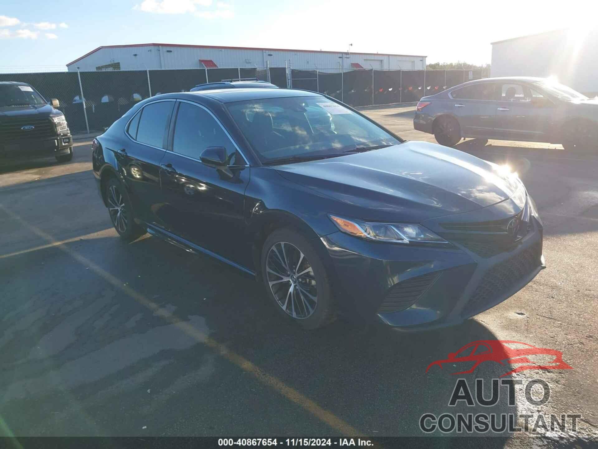 TOYOTA CAMRY 2019 - 4T1B11HK7KU702857
