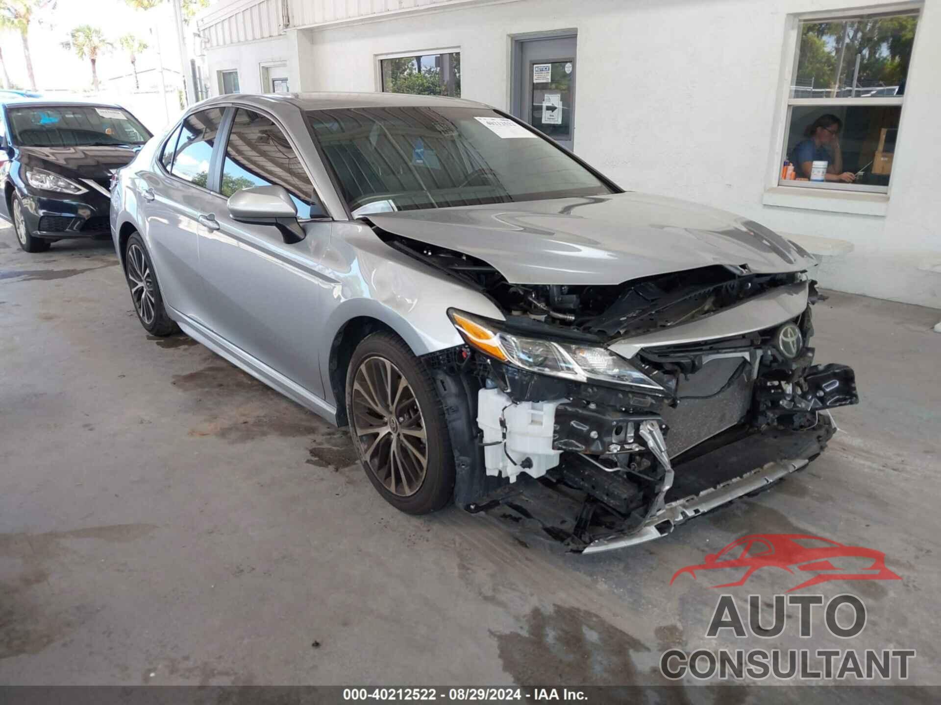 TOYOTA CAMRY 2020 - 4T1G11AKXLU359527
