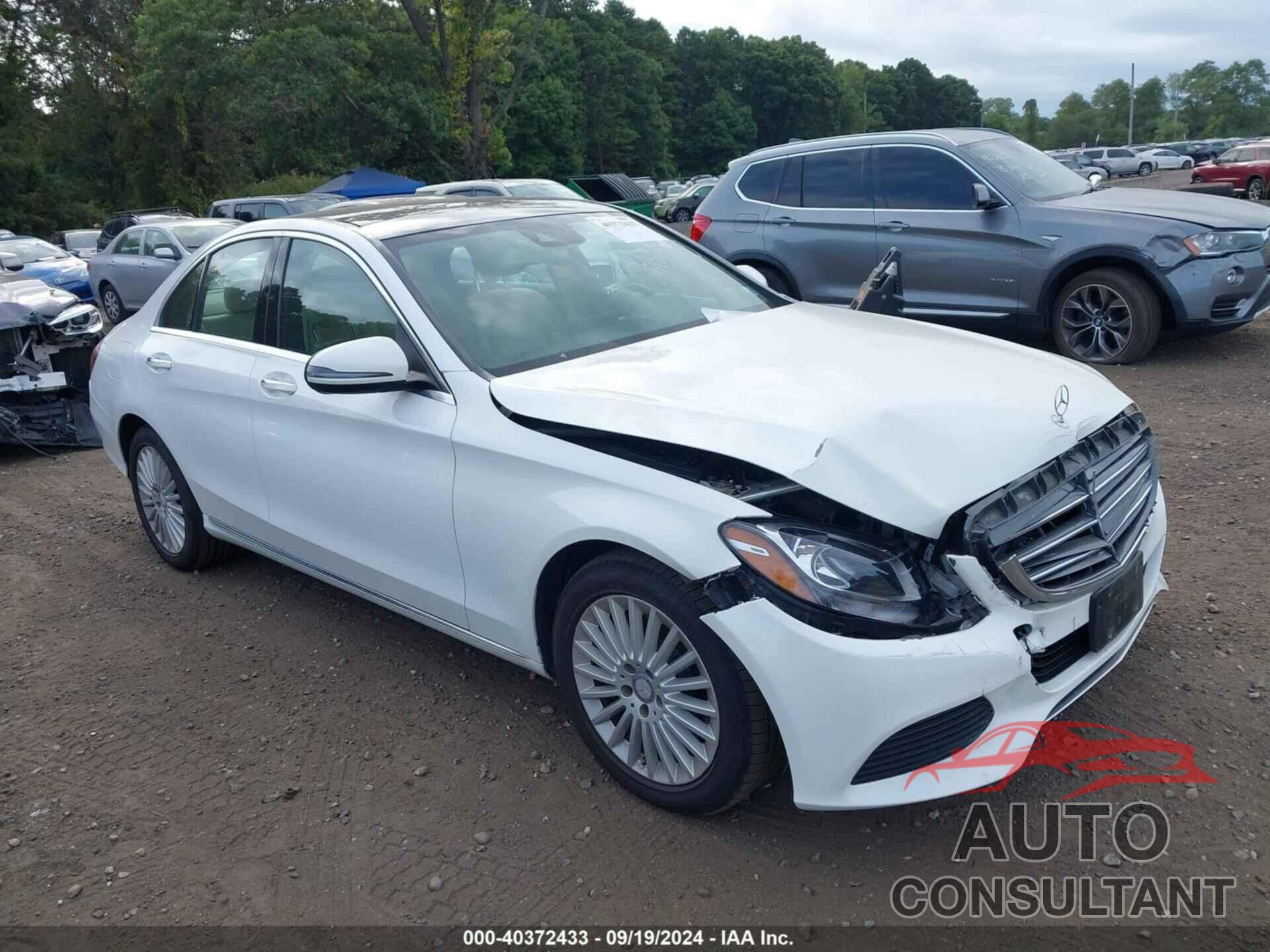 MERCEDES-BENZ C 300 2017 - 55SWF4KB7HU194620