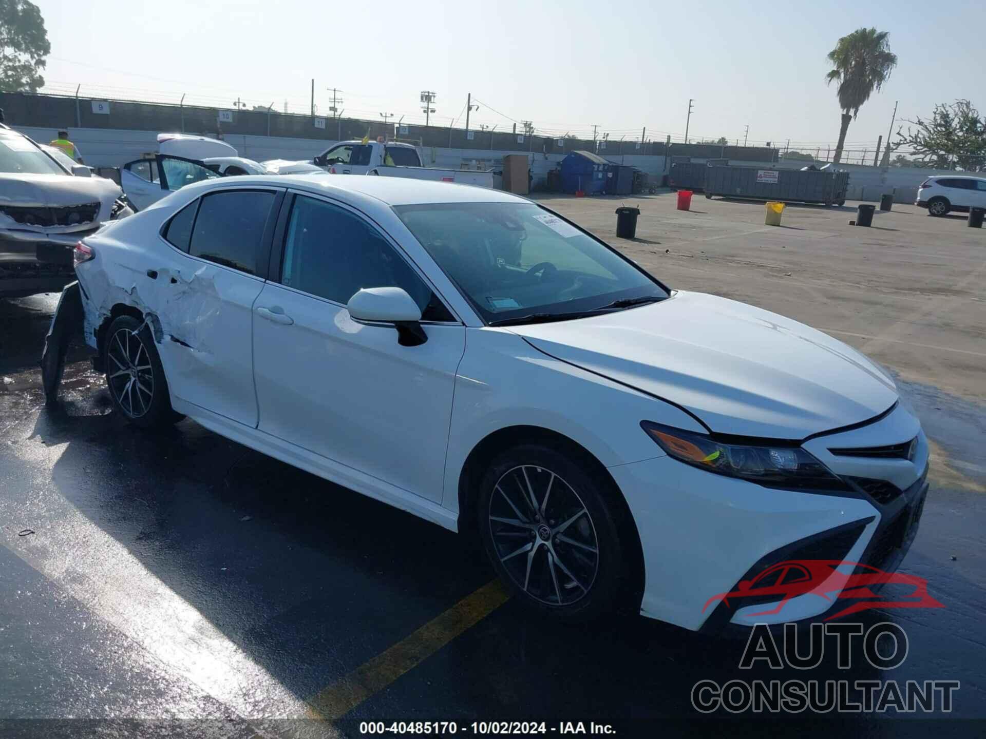 TOYOTA CAMRY 2022 - 4T1T11AK5NU674284