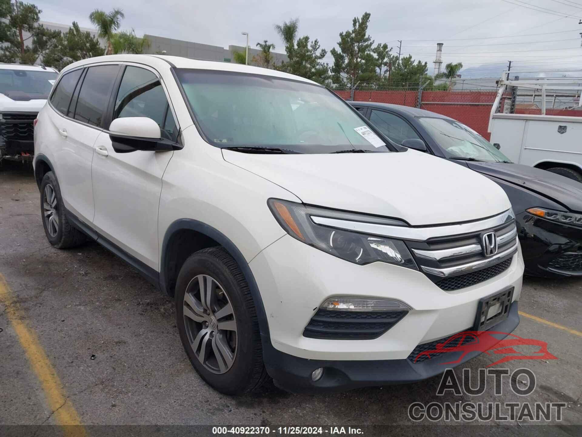 HONDA PILOT 2017 - 5FNYF5H59HB036023