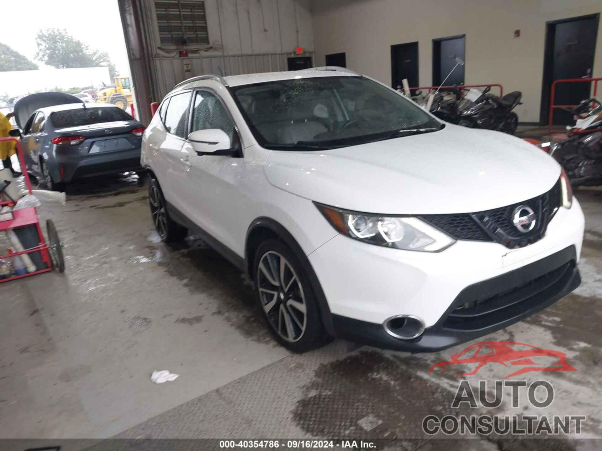 NISSAN ROGUE SPORT 2017 - JN1BJ1CR8HW107704