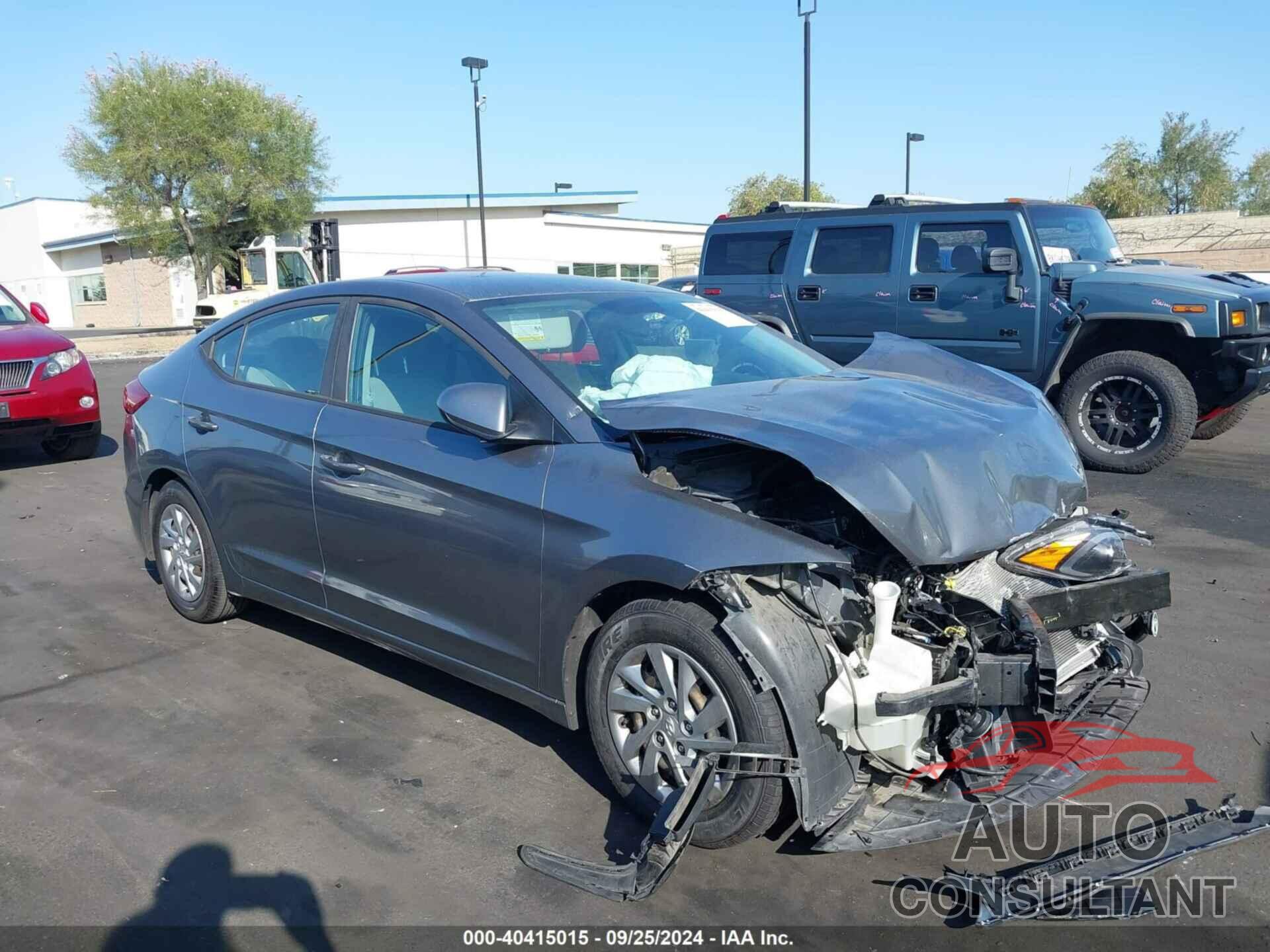 HYUNDAI ELANTRA 2017 - KMHD74LFXHU151836